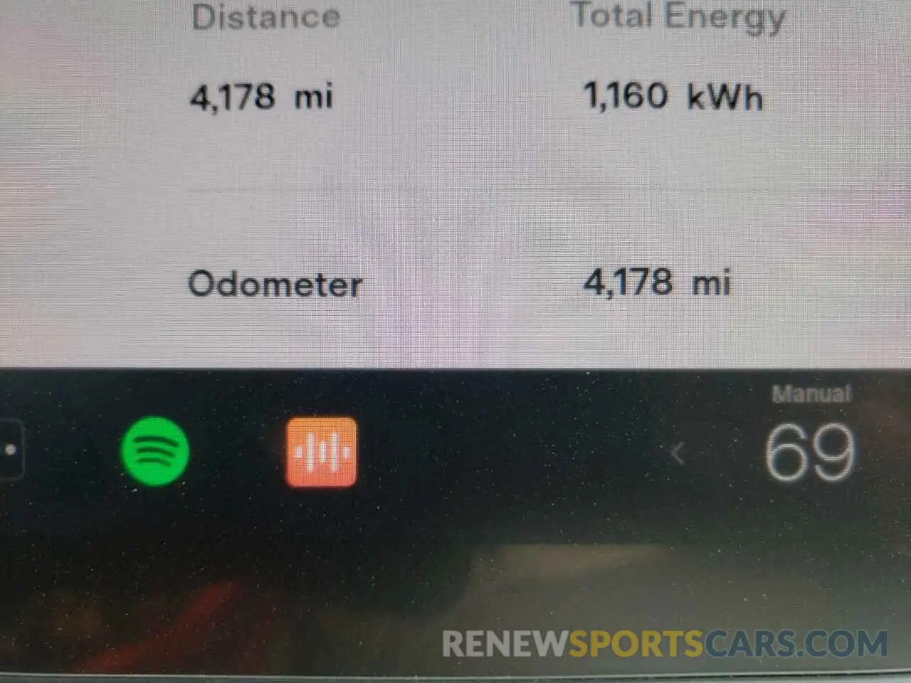 8 Photograph of a damaged car 5YJYGDEE2MF295149 TESLA MODEL Y 2021