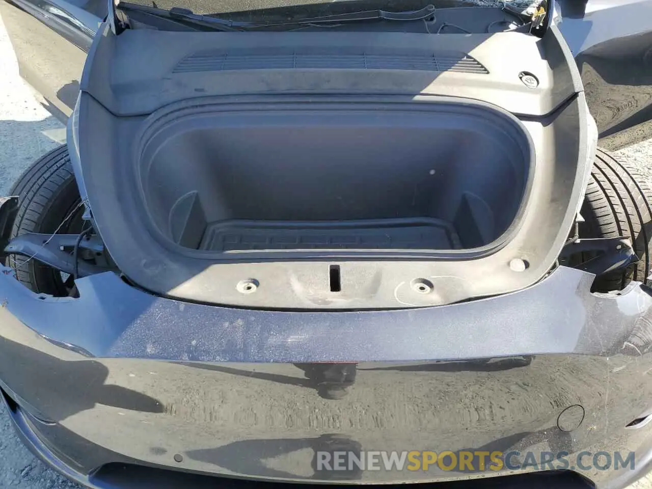 11 Photograph of a damaged car 5YJYGDEE2MF296446 TESLA MODEL Y 2021