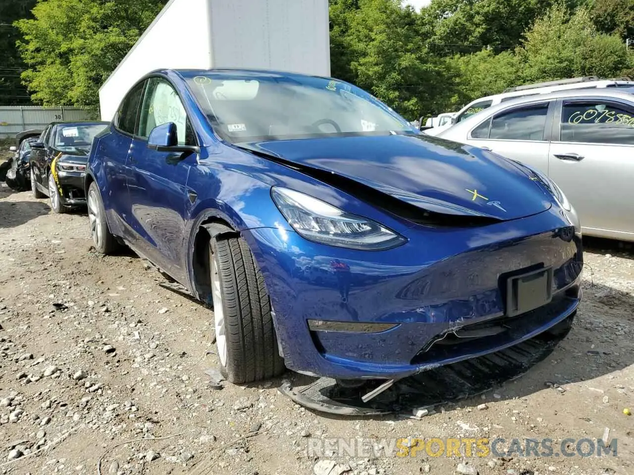 1 Фотография поврежденного автомобиля 5YJYGDEE2MF296804 TESLA MODEL Y 2021