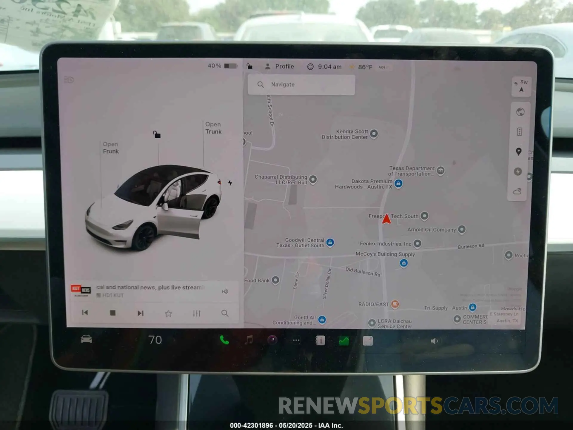 17 Photograph of a damaged car 5YJYGDEE3MF068472 TESLA MODEL Y 2021