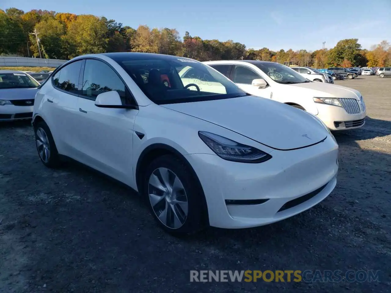 1 Photograph of a damaged car 5YJYGDEE3MF082291 TESLA MODEL Y 2021