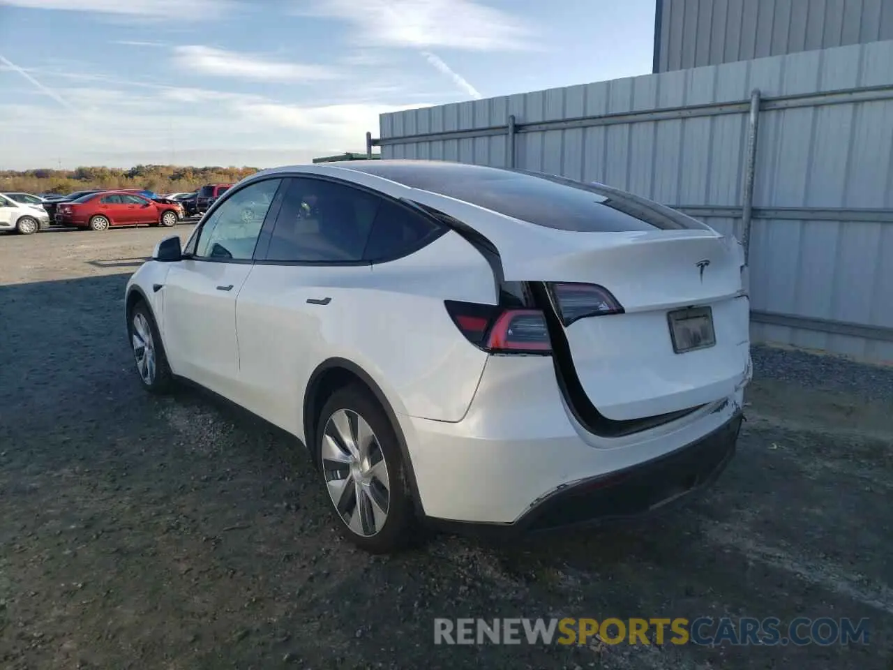 3 Photograph of a damaged car 5YJYGDEE3MF082291 TESLA MODEL Y 2021