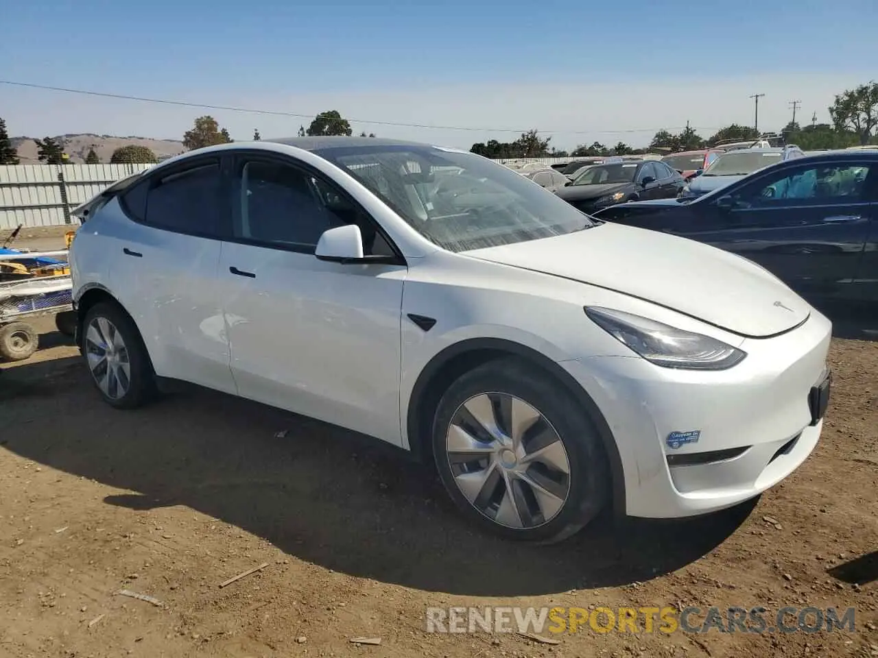 4 Фотография поврежденного автомобиля 5YJYGDEE3MF086177 TESLA MODEL Y 2021