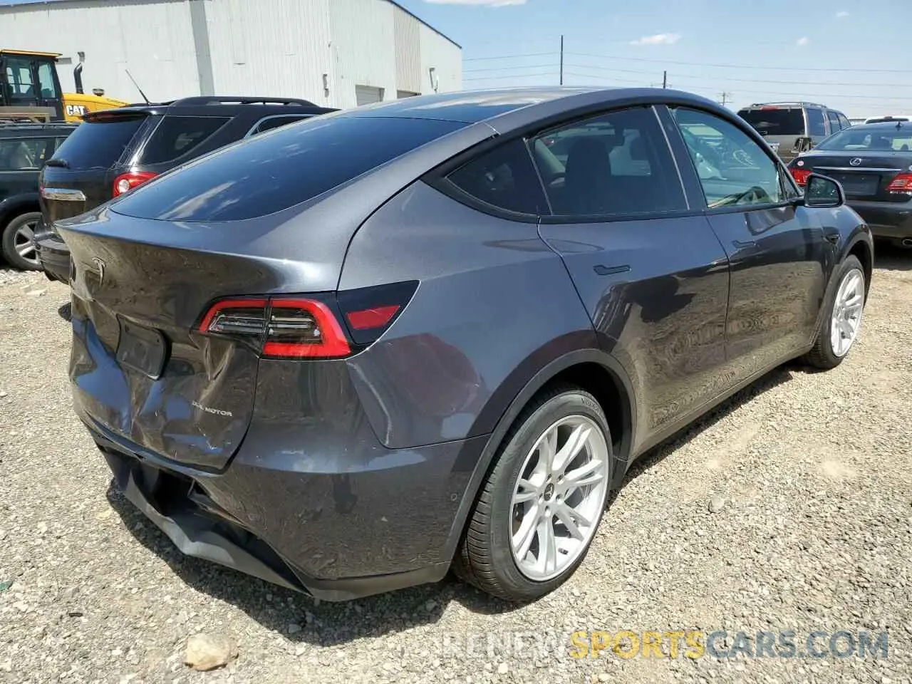 4 Photograph of a damaged car 5YJYGDEE3MF089452 TESLA MODEL Y 2021
