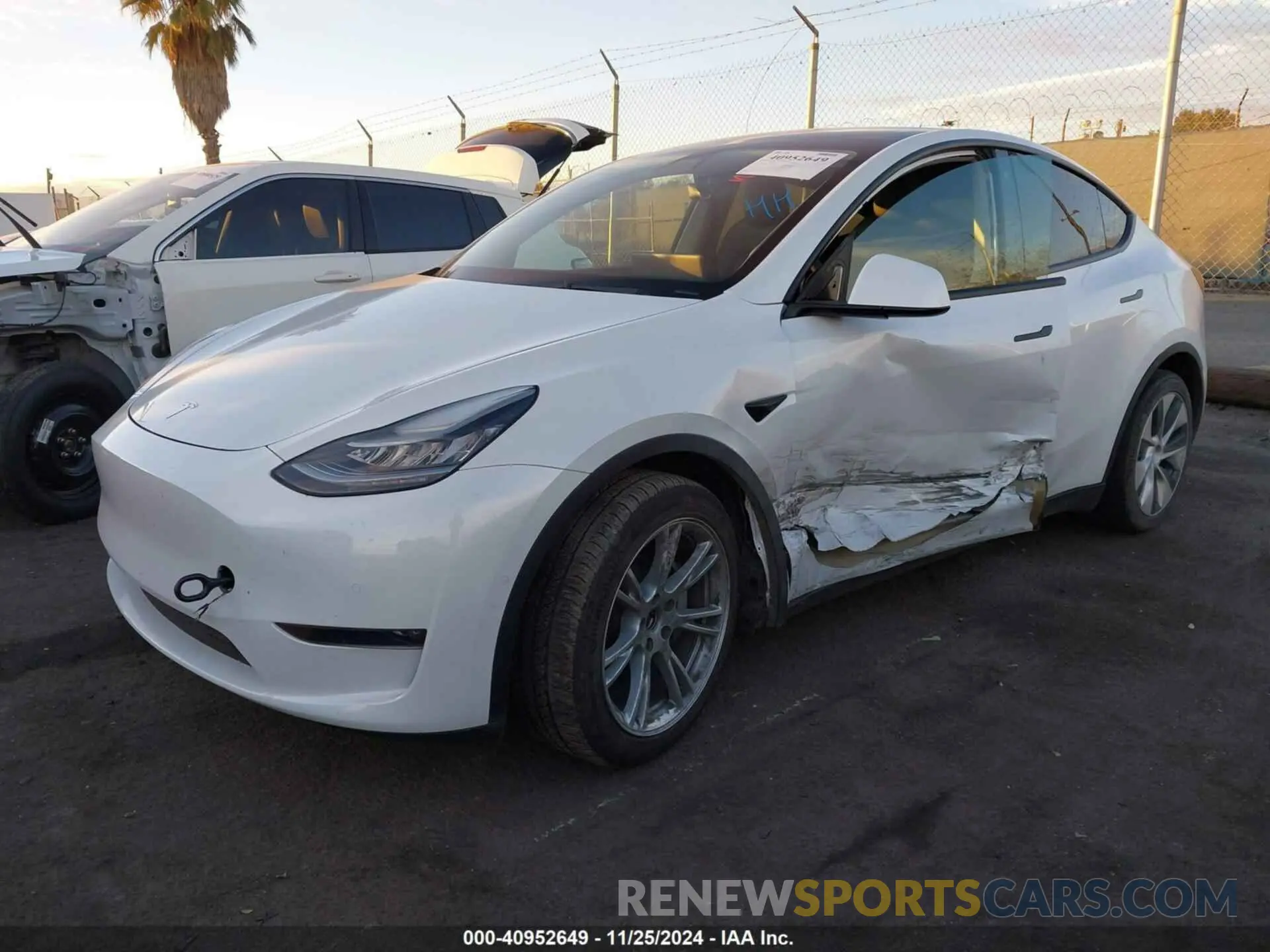 2 Фотография поврежденного автомобиля 5YJYGDEE3MF090536 TESLA MODEL Y 2021