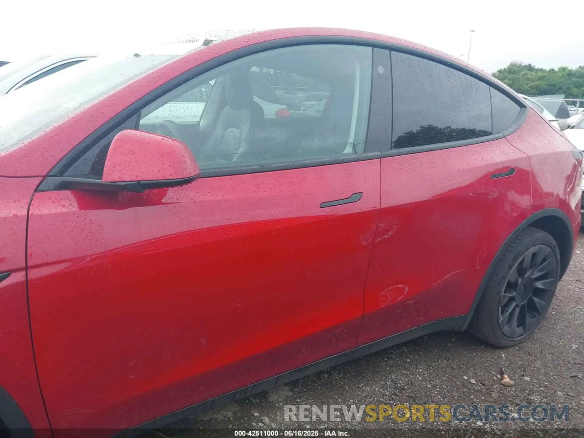 13 Фотография поврежденного автомобиля 5YJYGDEE3MF092447 TESLA MODEL Y 2021