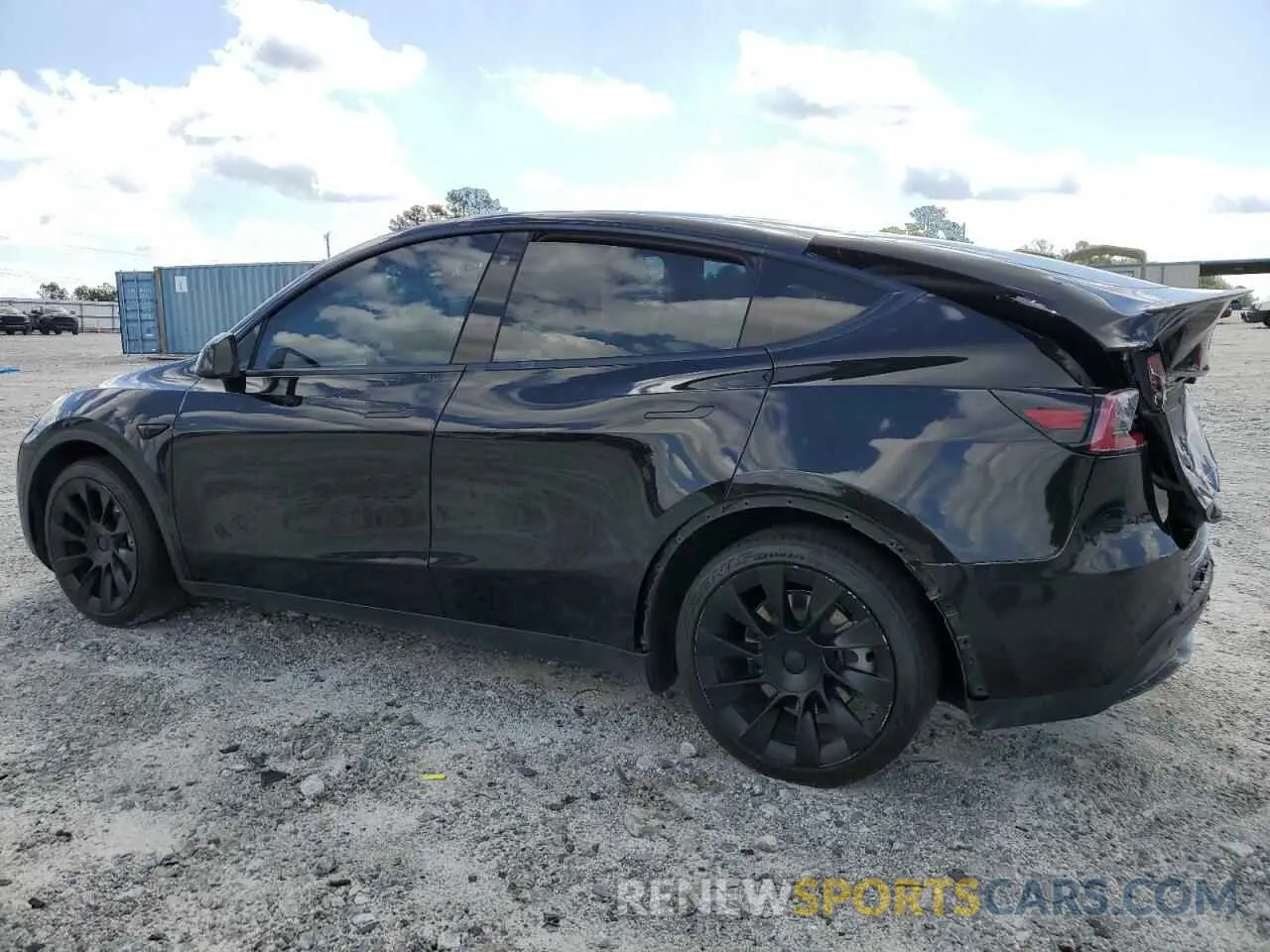 2 Photograph of a damaged car 5YJYGDEE3MF151481 TESLA MODEL Y 2021