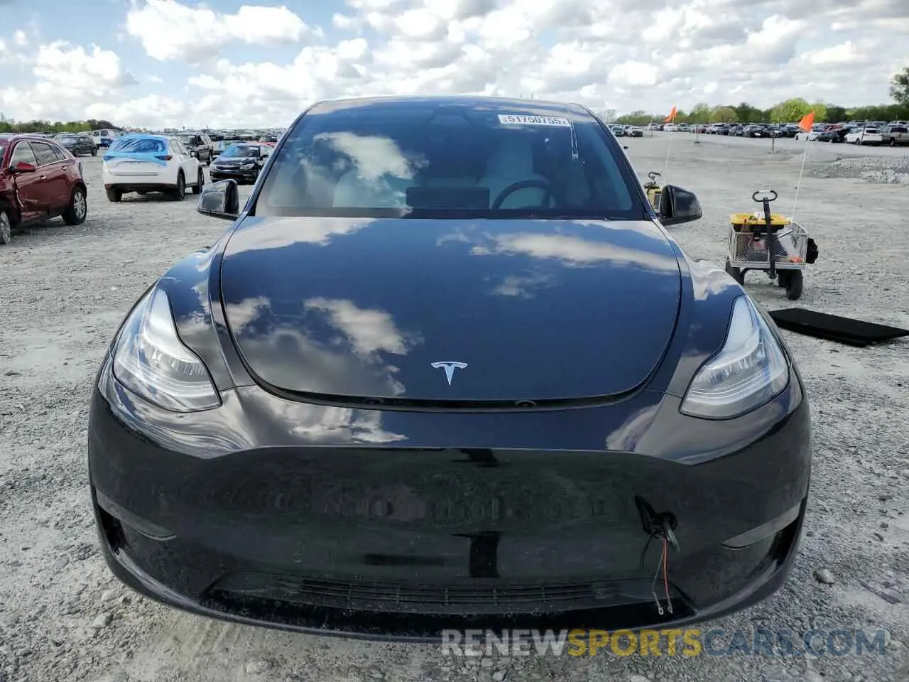 5 Photograph of a damaged car 5YJYGDEE3MF151481 TESLA MODEL Y 2021