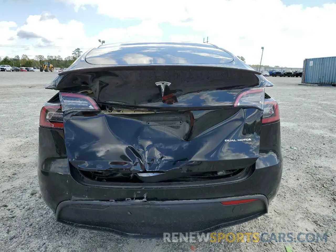 6 Photograph of a damaged car 5YJYGDEE3MF151481 TESLA MODEL Y 2021