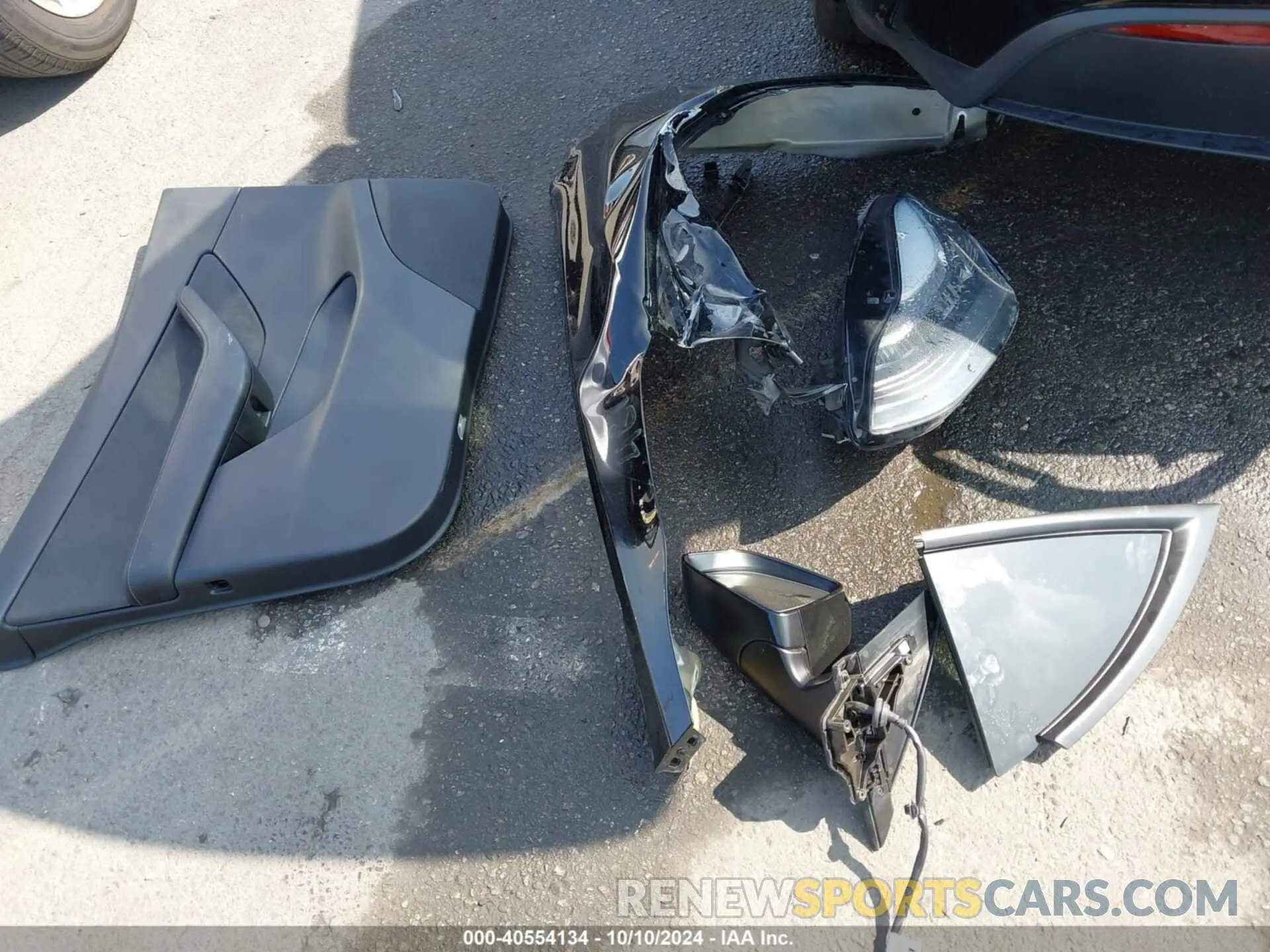 12 Photograph of a damaged car 5YJYGDEE3MF207290 TESLA MODEL Y 2021