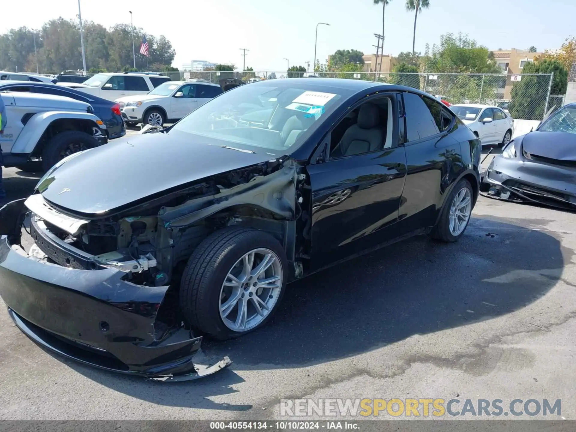 2 Photograph of a damaged car 5YJYGDEE3MF207290 TESLA MODEL Y 2021