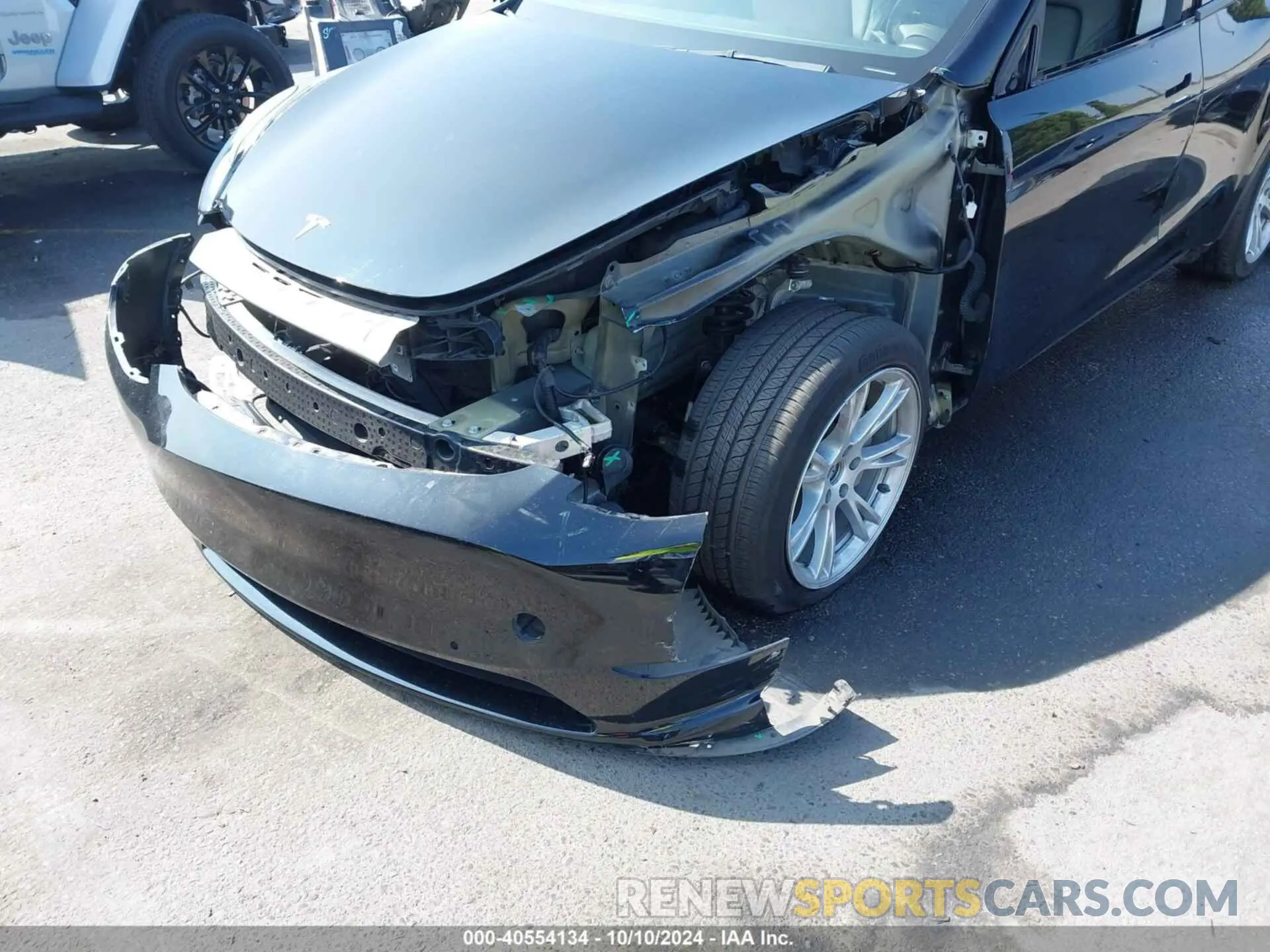 6 Photograph of a damaged car 5YJYGDEE3MF207290 TESLA MODEL Y 2021