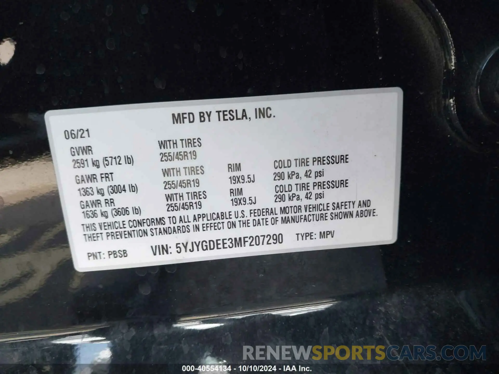 9 Photograph of a damaged car 5YJYGDEE3MF207290 TESLA MODEL Y 2021