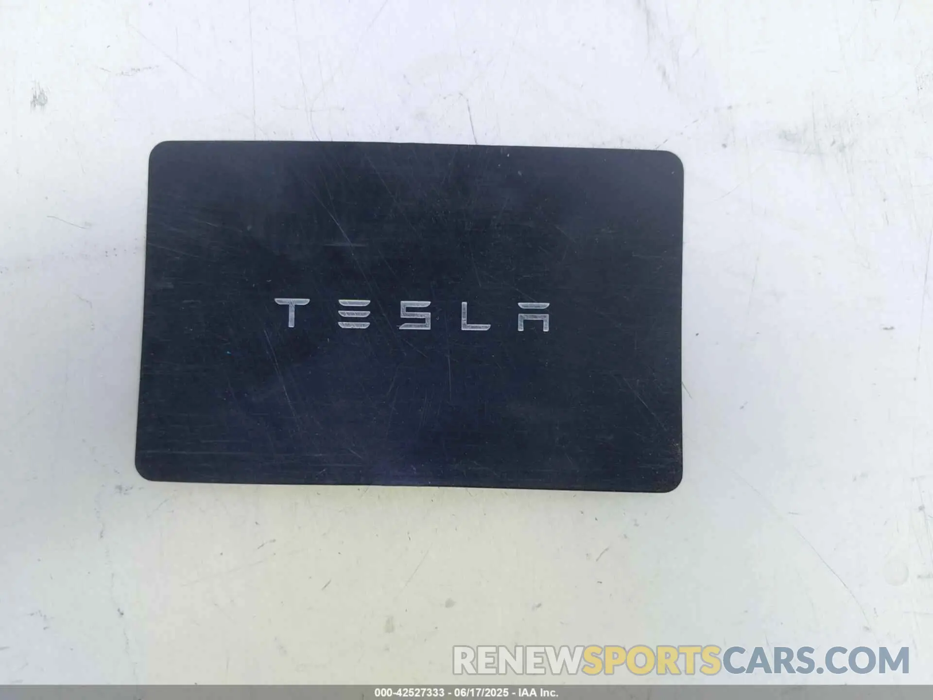 11 Photograph of a damaged car 5YJYGDEE3MF275766 TESLA MODEL Y 2021