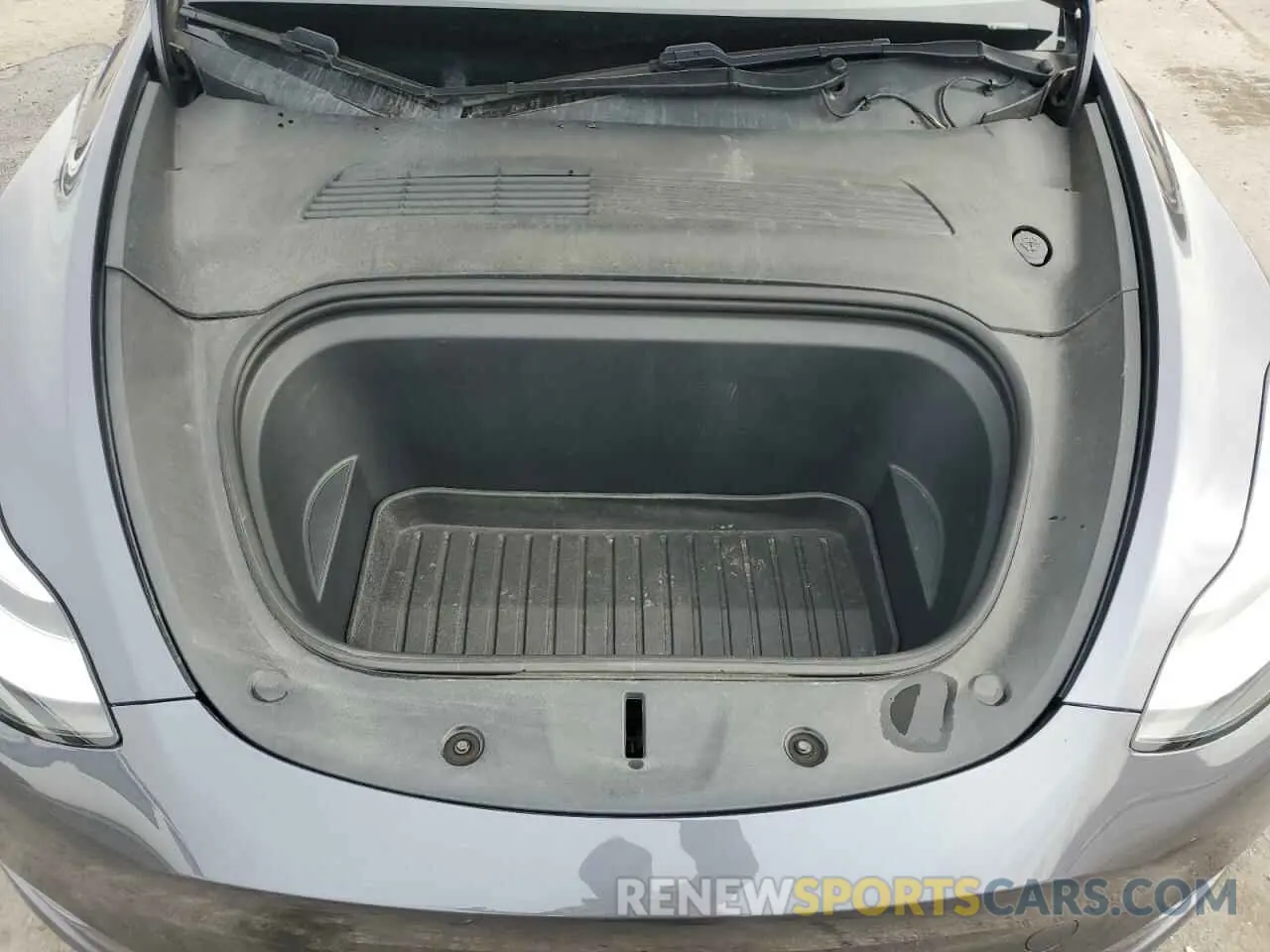12 Photograph of a damaged car 5YJYGDEE4MF076774 TESLA MODEL Y 2021