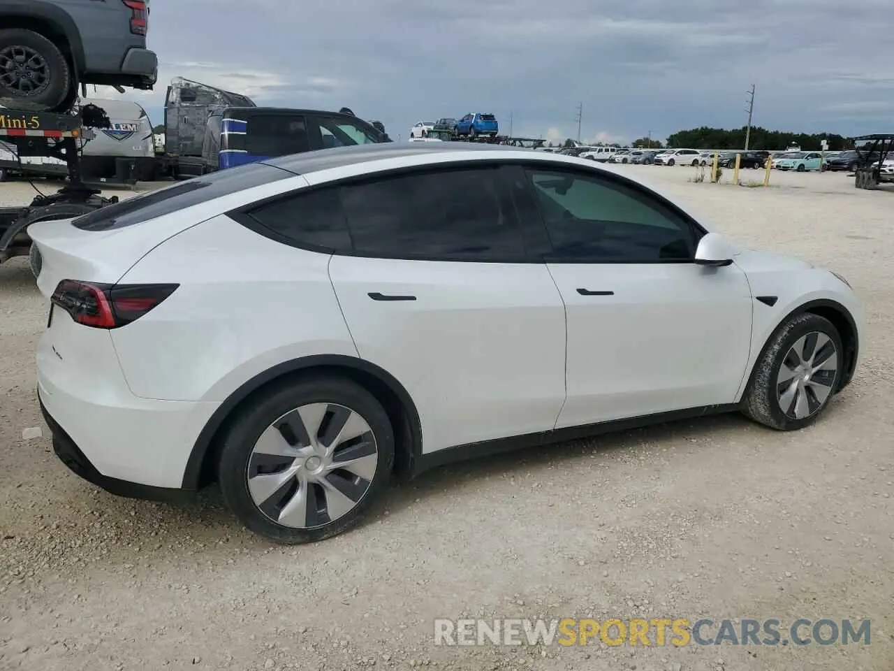 3 Фотография поврежденного автомобиля 5YJYGDEE4MF082719 TESLA MODEL Y 2021