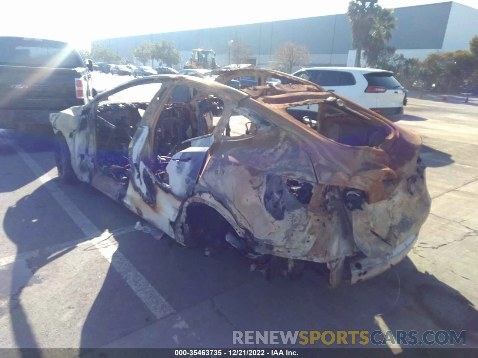 3 Photograph of a damaged car 5YJYGDEE4MF100345 TESLA MODEL Y 2021