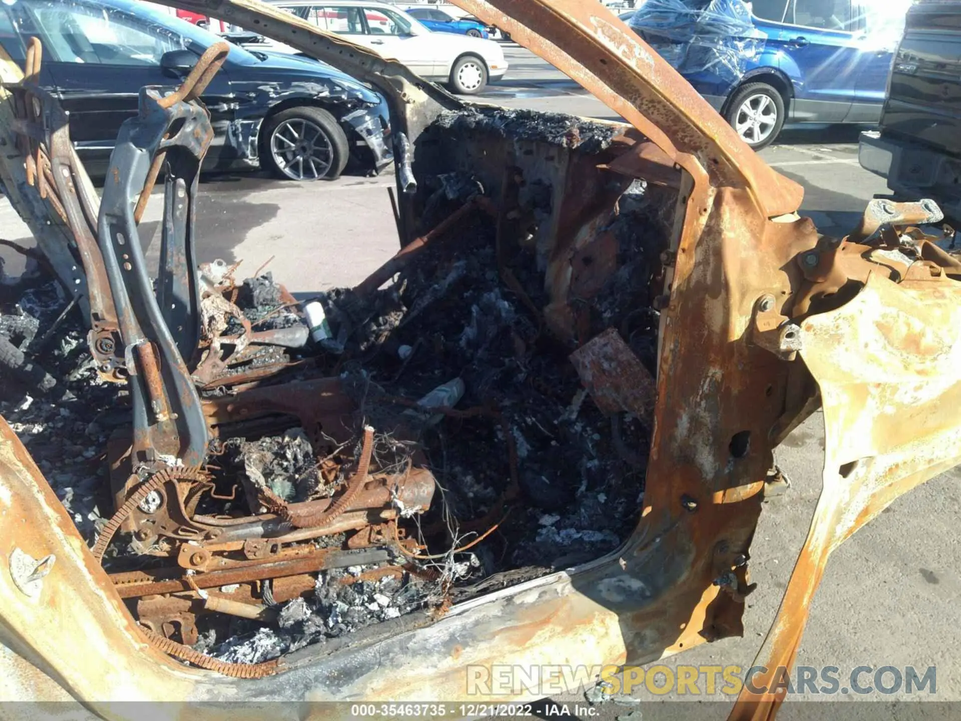 5 Photograph of a damaged car 5YJYGDEE4MF100345 TESLA MODEL Y 2021