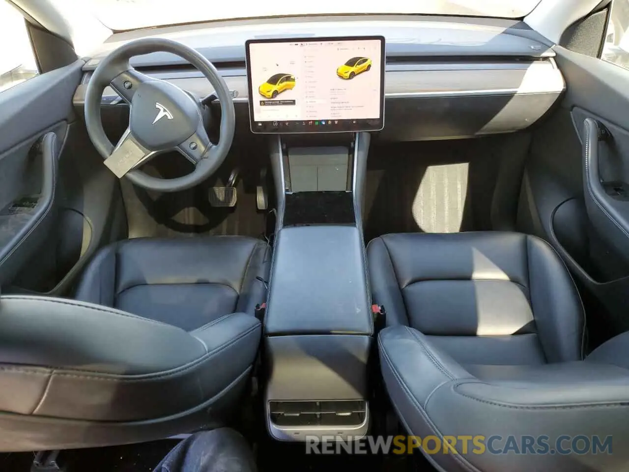 8 Photograph of a damaged car 5YJYGDEE4MF114374 TESLA MODEL Y 2021