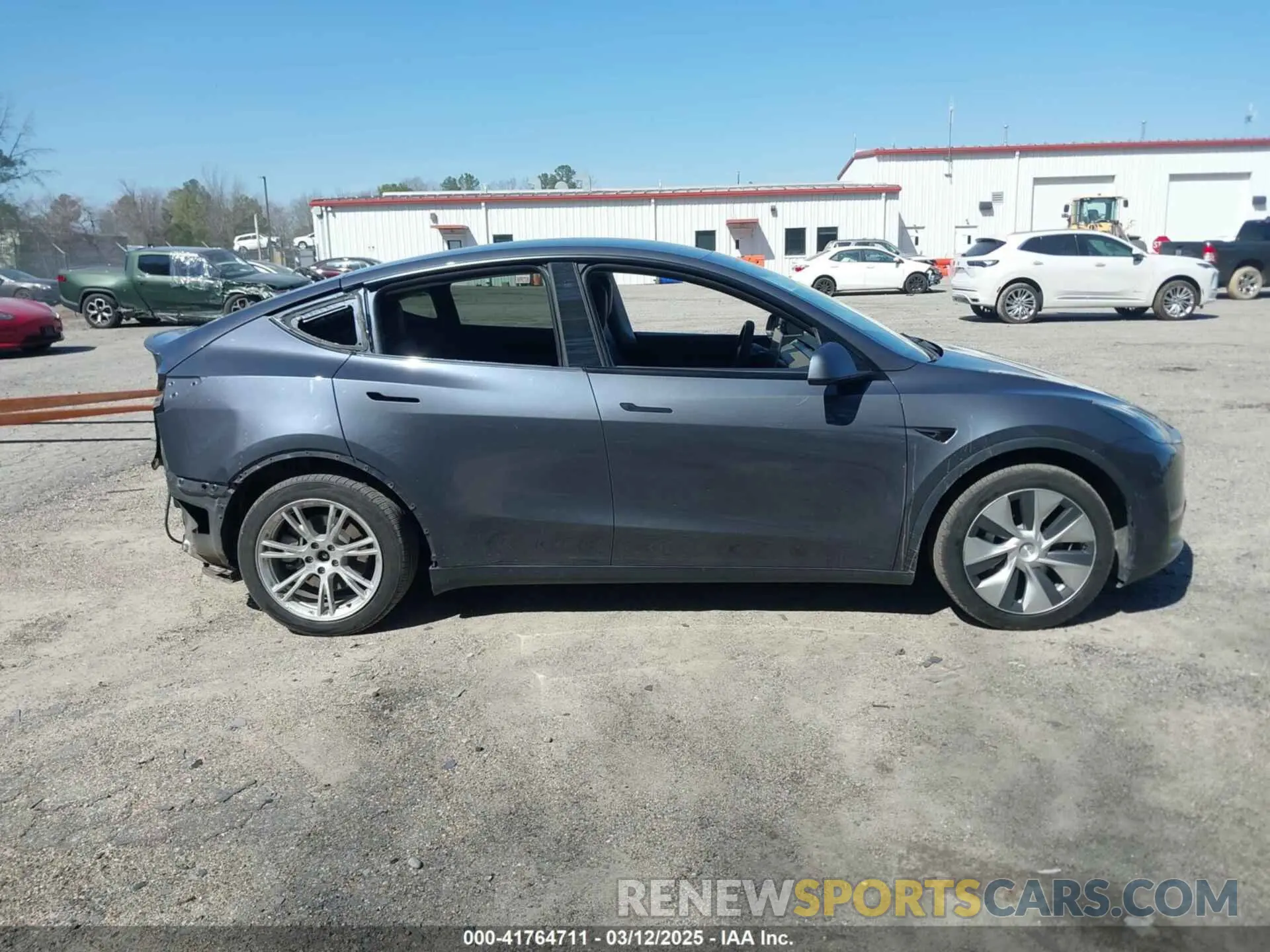 14 Photograph of a damaged car 5YJYGDEE4MF119249 TESLA MODEL Y 2021
