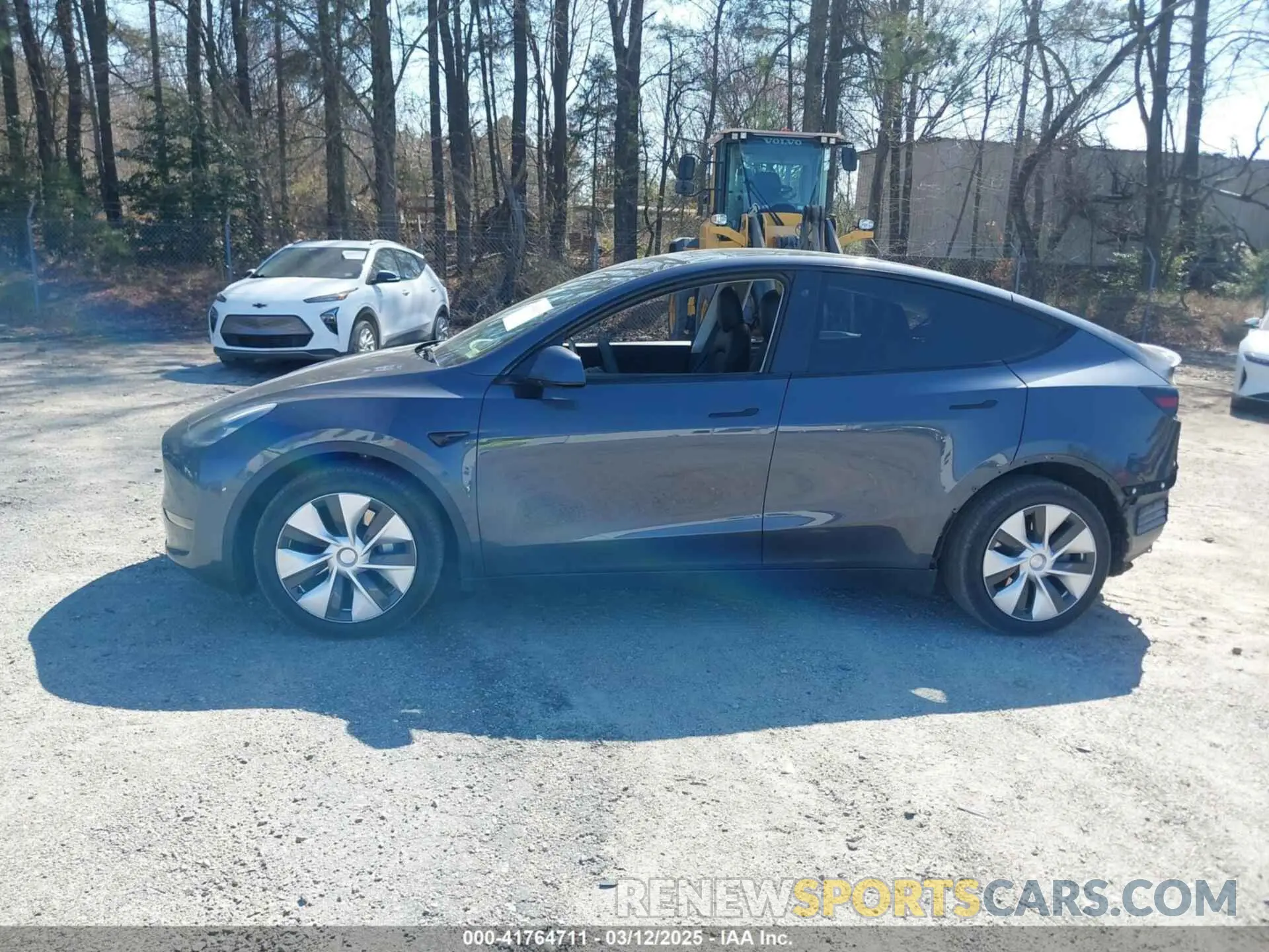 15 Photograph of a damaged car 5YJYGDEE4MF119249 TESLA MODEL Y 2021