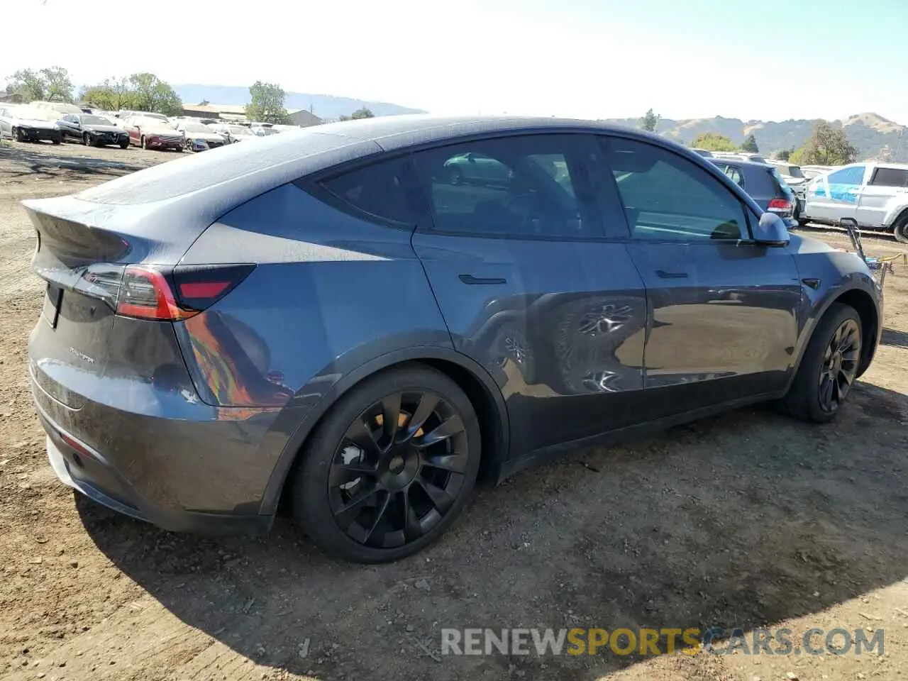 3 Фотография поврежденного автомобиля 5YJYGDEE4MF140084 TESLA MODEL Y 2021