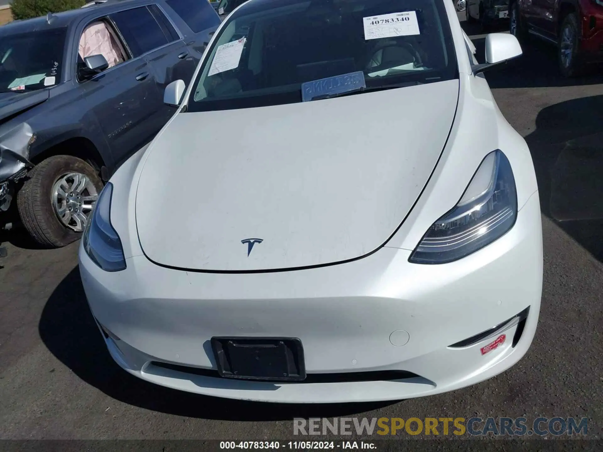 13 Photograph of a damaged car 5YJYGDEE4MF230027 TESLA MODEL Y 2021