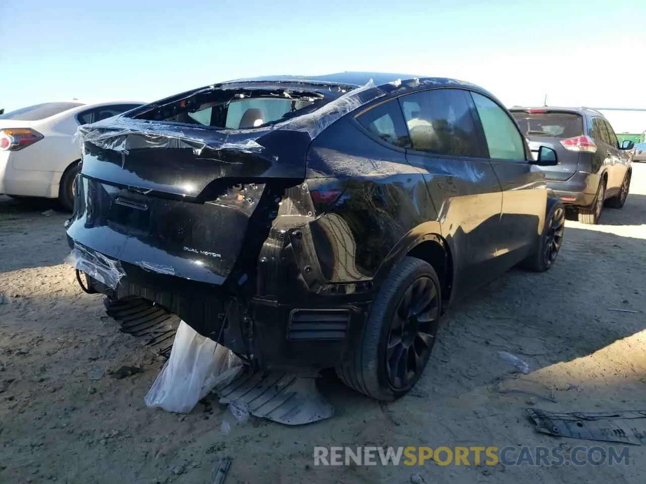 4 Фотография поврежденного автомобиля 5YJYGDEE4MF256367 TESLA MODEL Y 2021