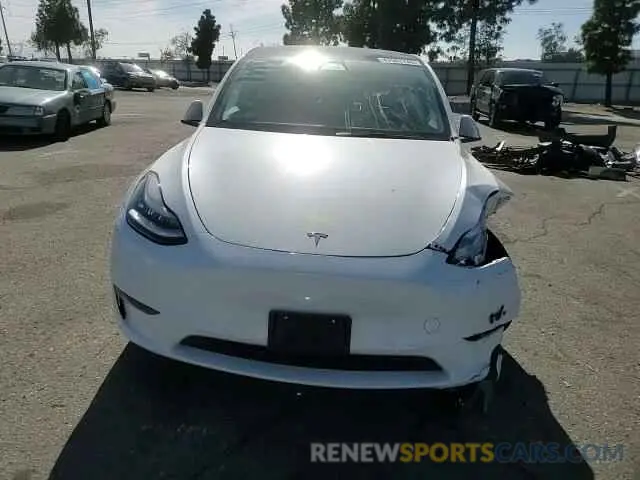 11 Photograph of a damaged car 5YJYGDEE4MF284783 TESLA MODEL Y 2021