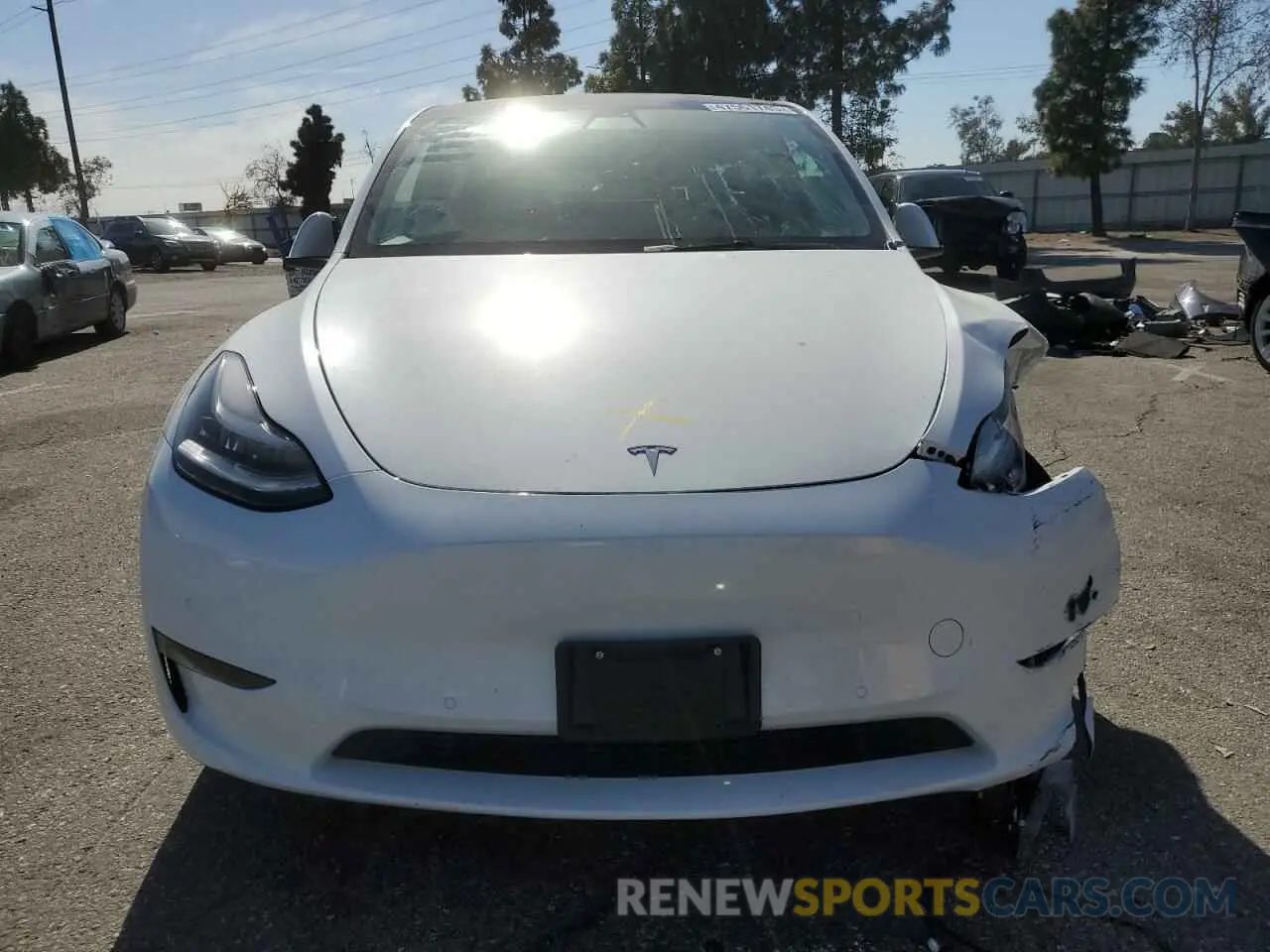 5 Photograph of a damaged car 5YJYGDEE4MF284783 TESLA MODEL Y 2021