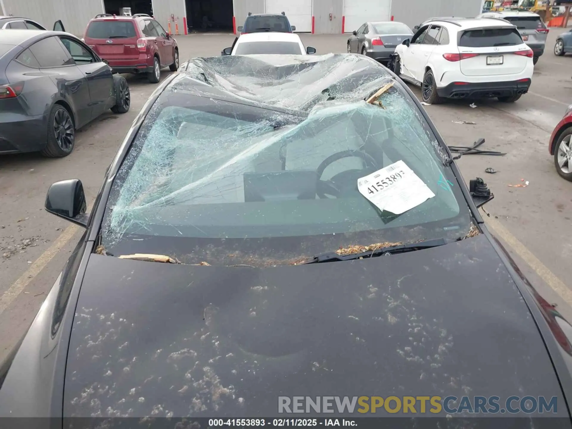 6 Photograph of a damaged car 5YJYGDEE5MF060955 TESLA MODEL Y 2021