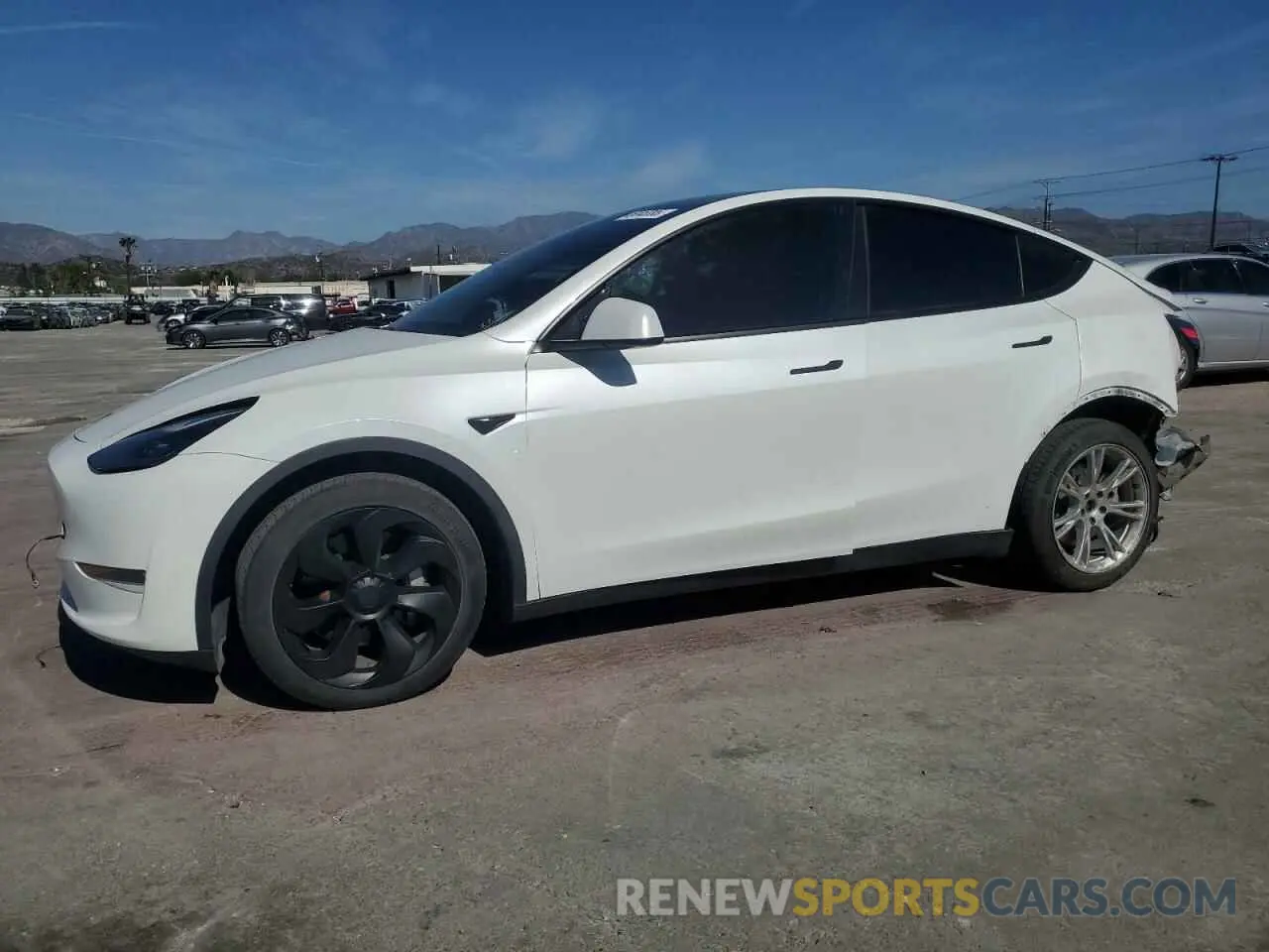 1 Photograph of a damaged car 5YJYGDEE5MF064021 TESLA MODEL Y 2021