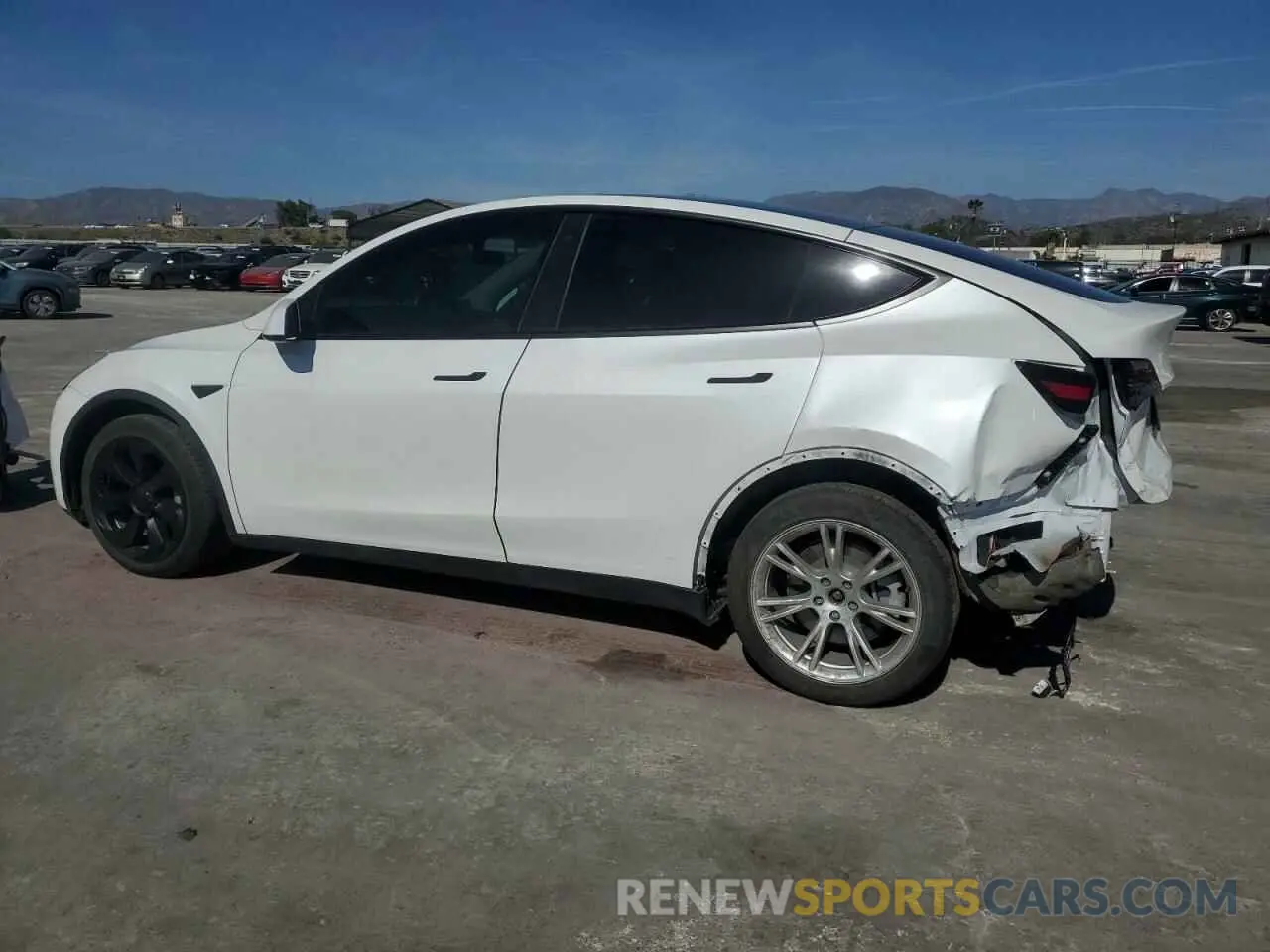 2 Photograph of a damaged car 5YJYGDEE5MF064021 TESLA MODEL Y 2021