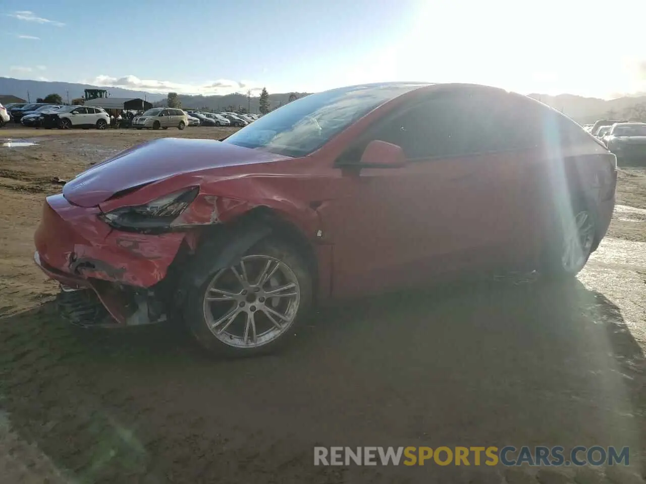 1 Photograph of a damaged car 5YJYGDEE5MF066612 TESLA MODEL Y 2021