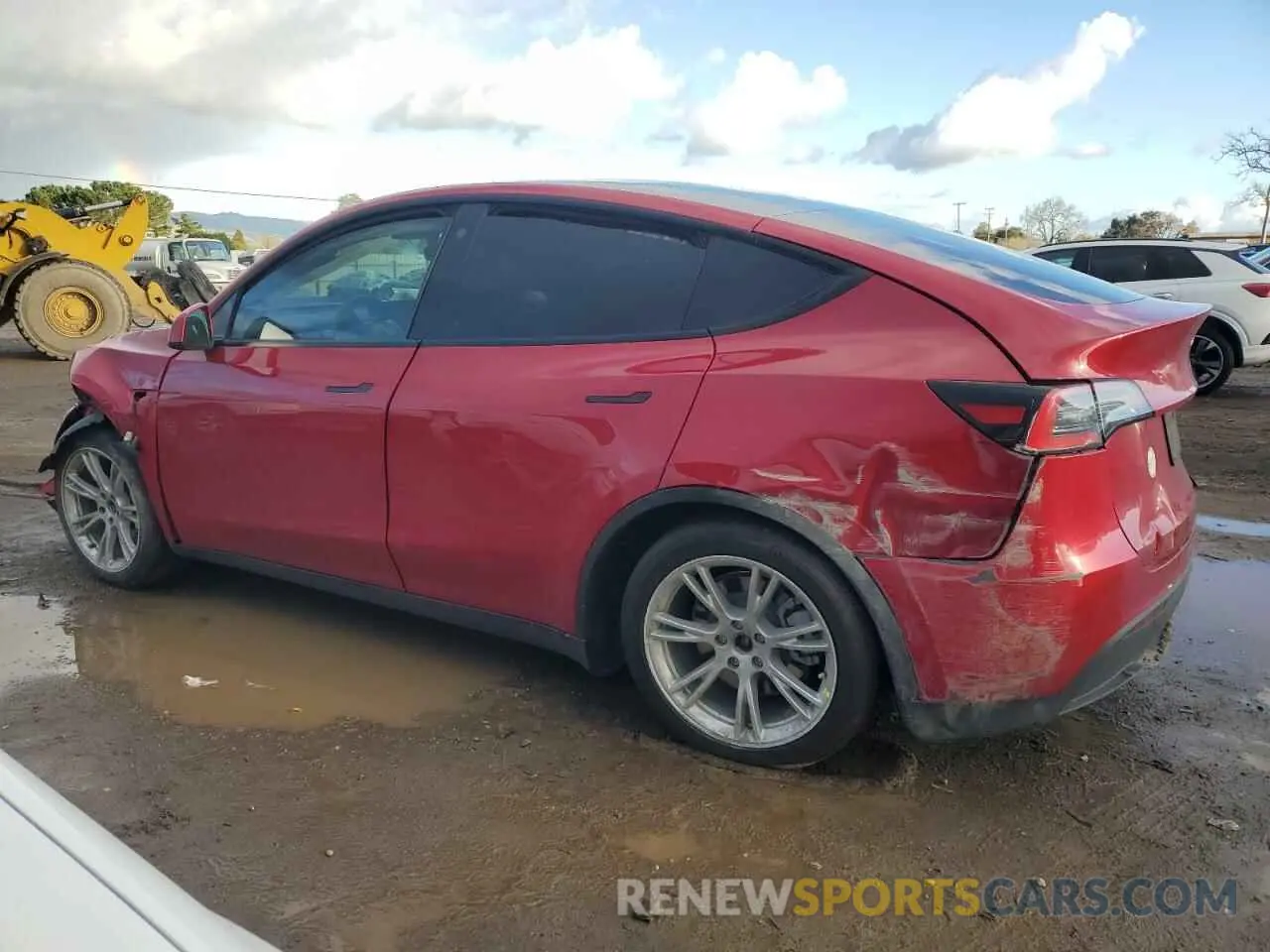 2 Photograph of a damaged car 5YJYGDEE5MF066612 TESLA MODEL Y 2021