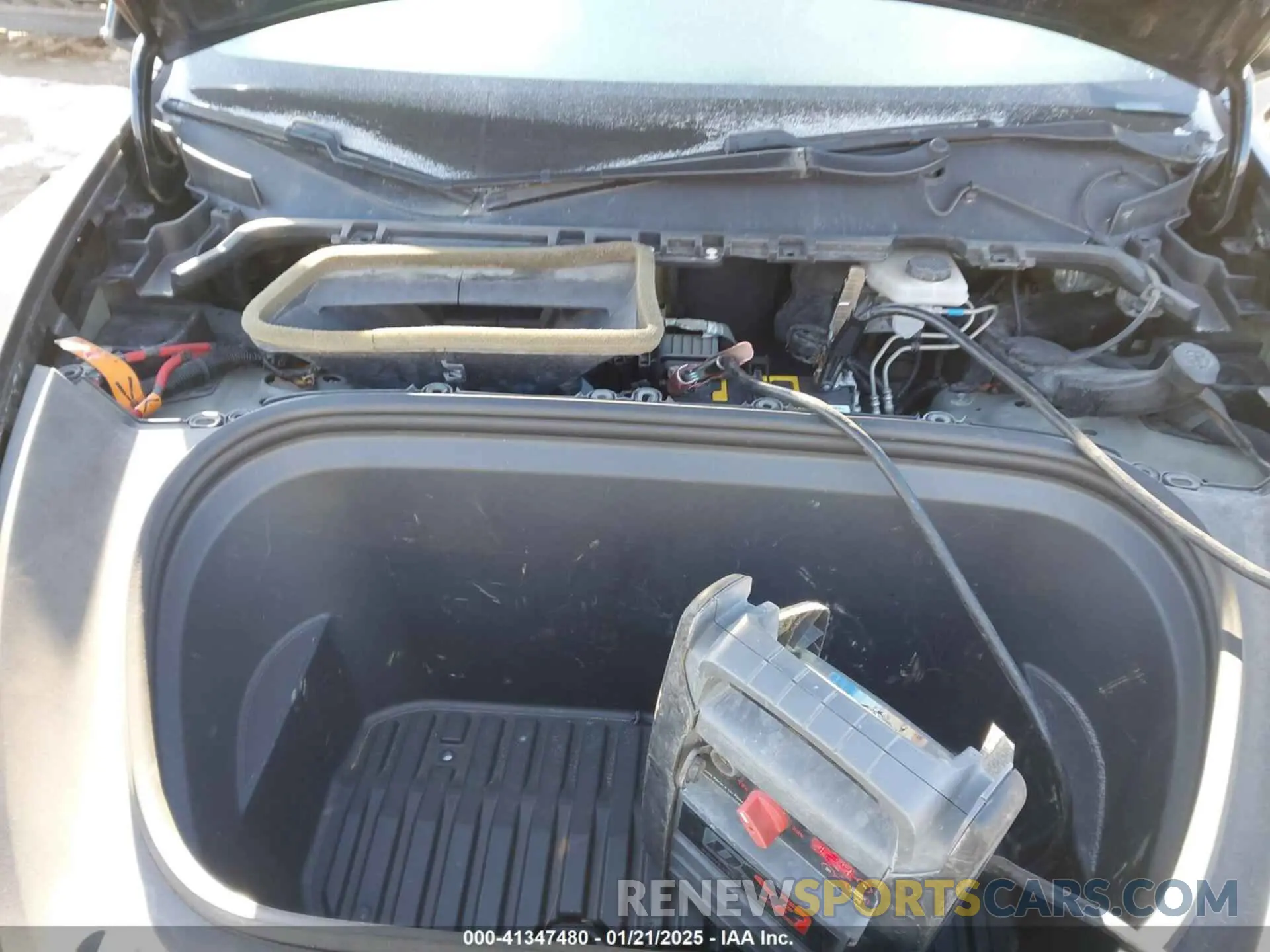 10 Photograph of a damaged car 5YJYGDEE5MF075911 TESLA MODEL Y 2021
