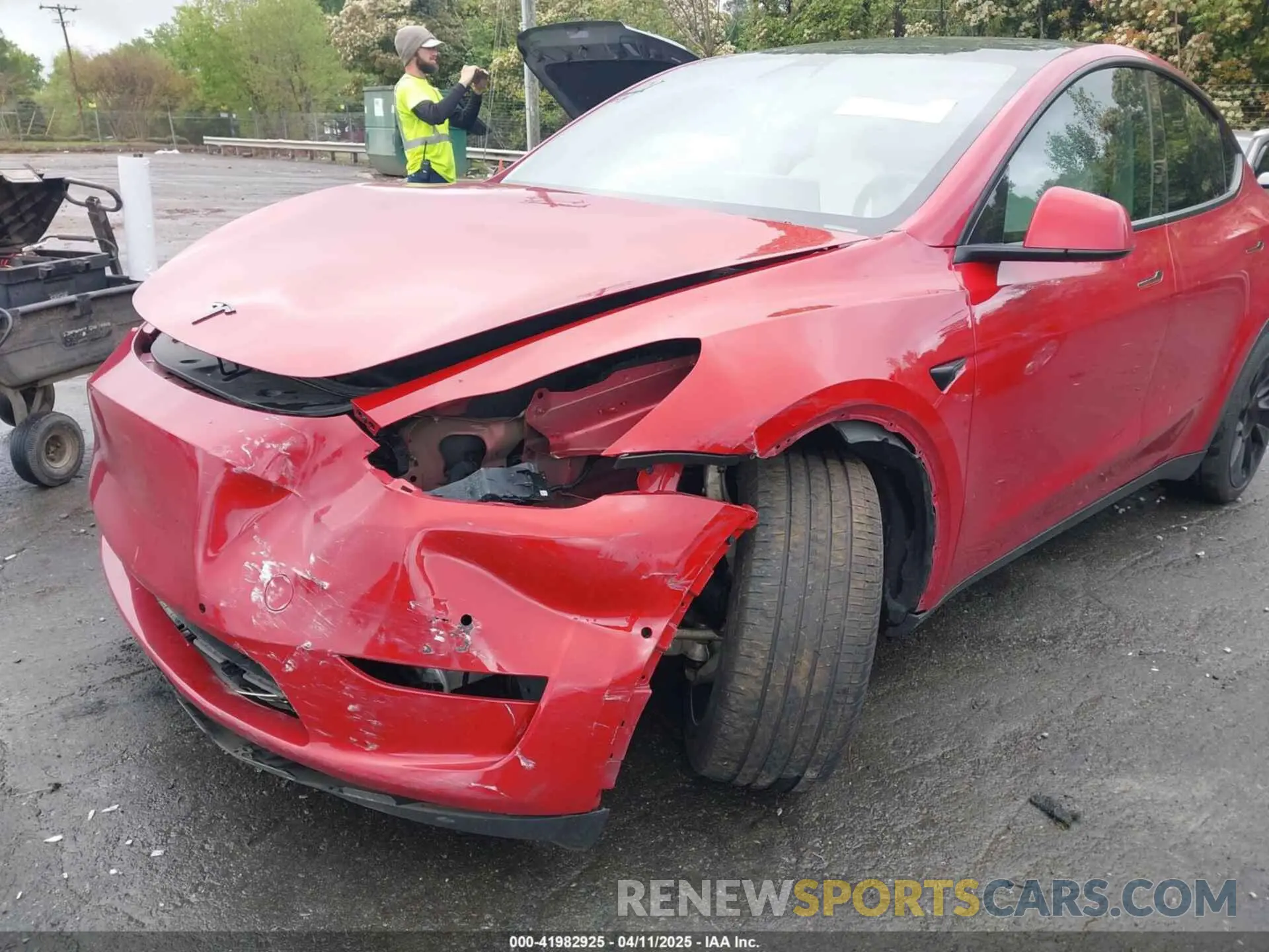 6 Photograph of a damaged car 5YJYGDEE5MF085032 TESLA MODEL Y 2021