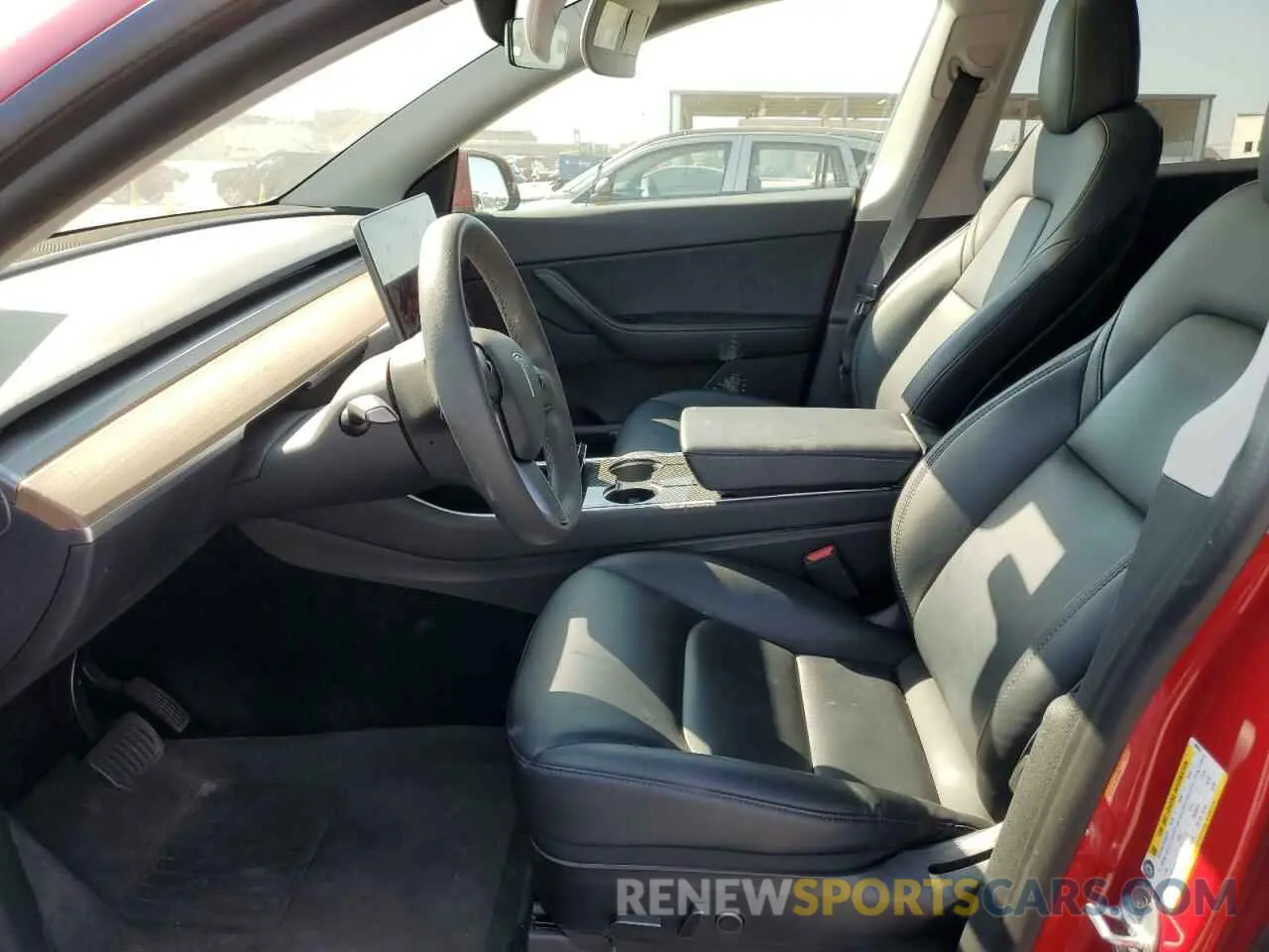 7 Photograph of a damaged car 5YJYGDEE5MF088352 TESLA MODEL Y 2021