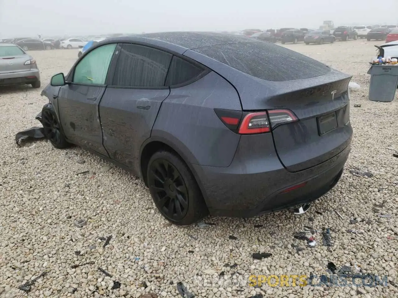 3 Photograph of a damaged car 5YJYGDEE5MF123973 TESLA MODEL Y 2021