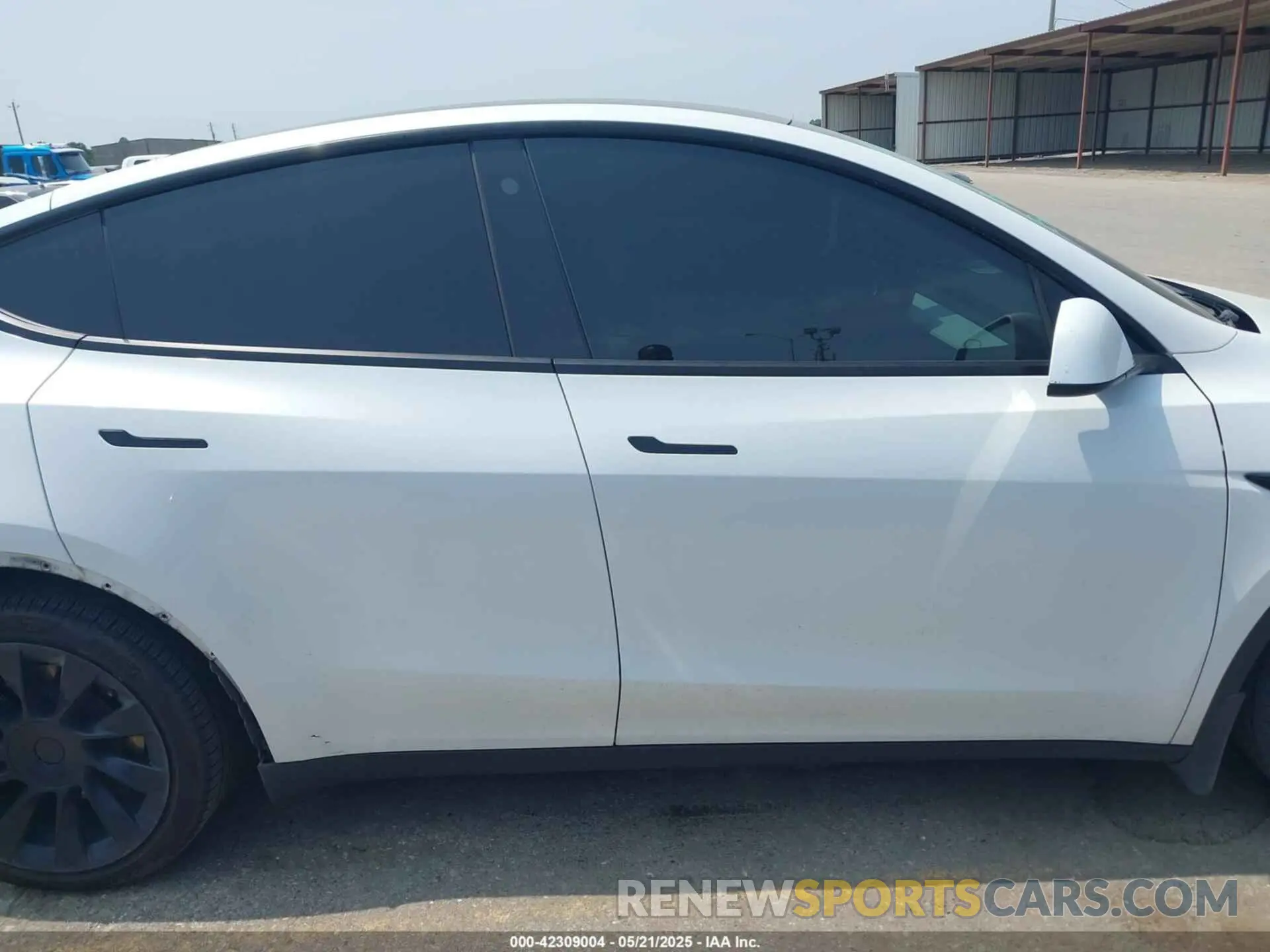 14 Фотография поврежденного автомобиля 5YJYGDEE5MF124010 TESLA MODEL Y 2021