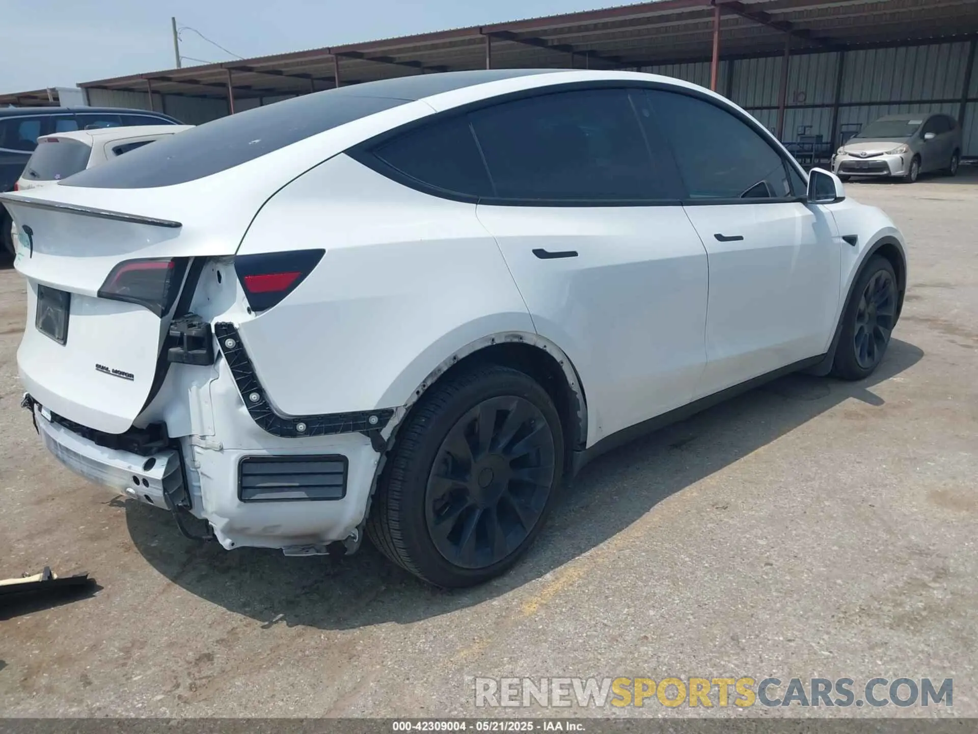 4 Фотография поврежденного автомобиля 5YJYGDEE5MF124010 TESLA MODEL Y 2021