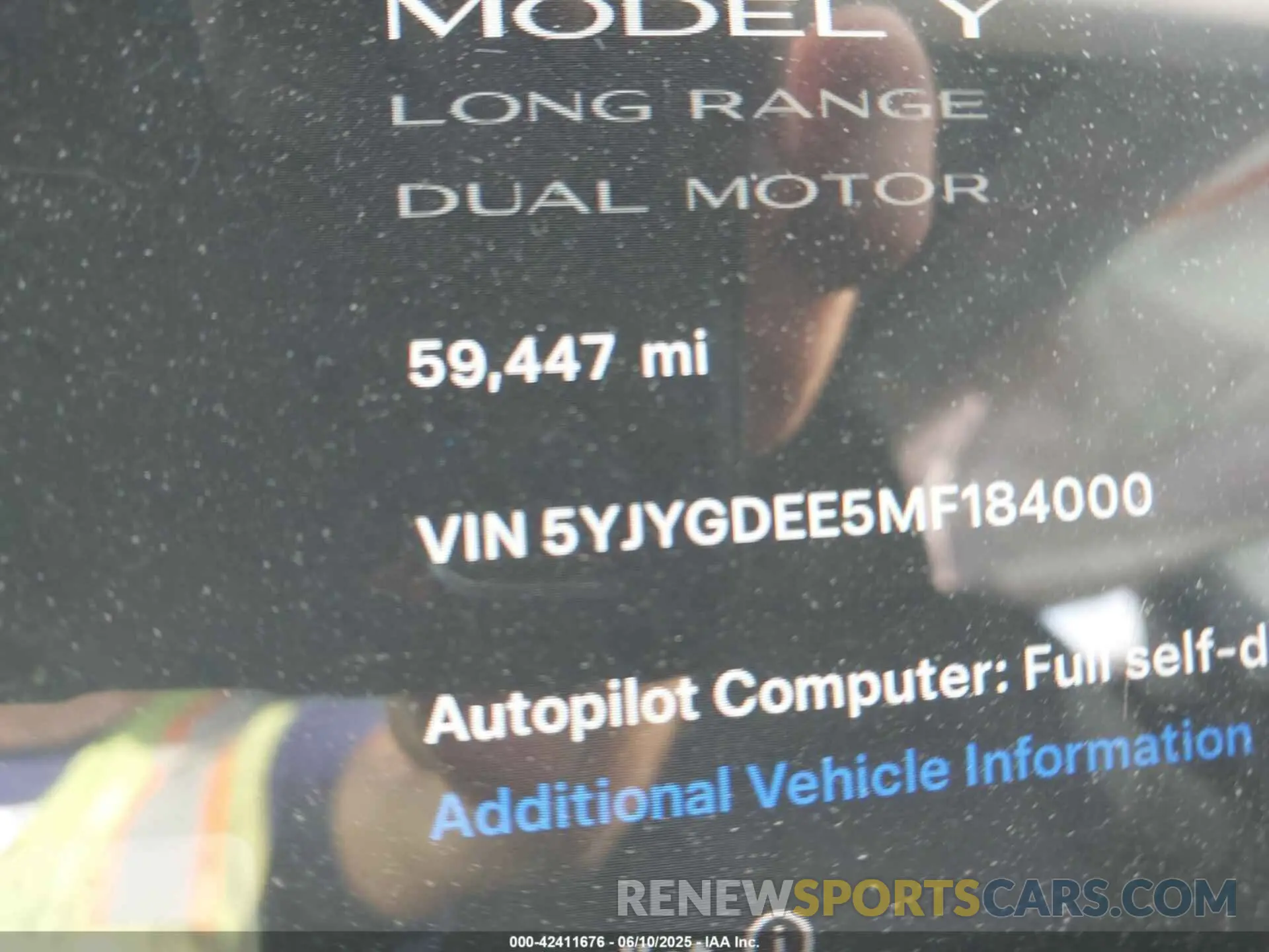 15 Фотография поврежденного автомобиля 5YJYGDEE5MF184000 TESLA MODEL Y 2021