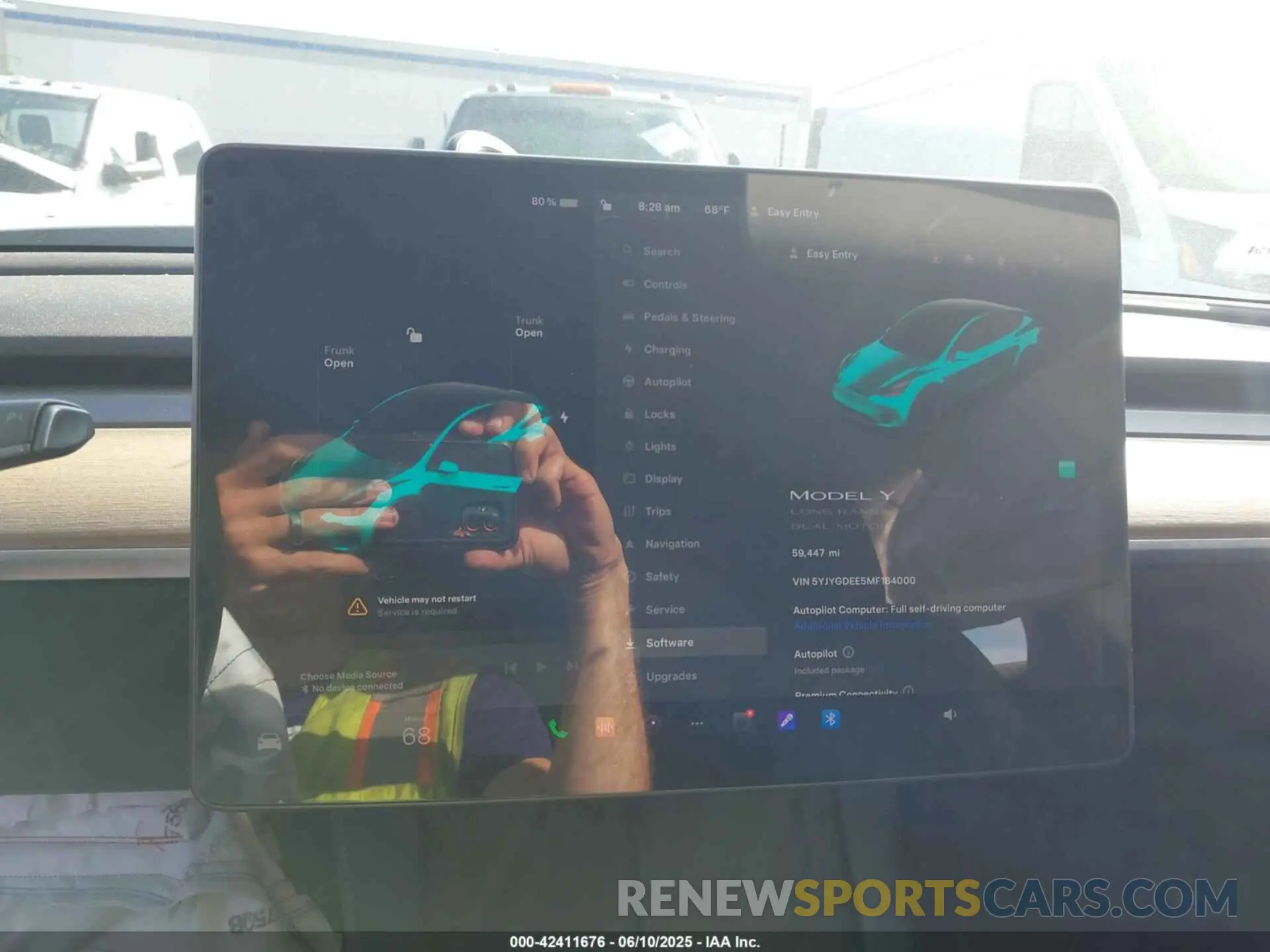 18 Фотография поврежденного автомобиля 5YJYGDEE5MF184000 TESLA MODEL Y 2021