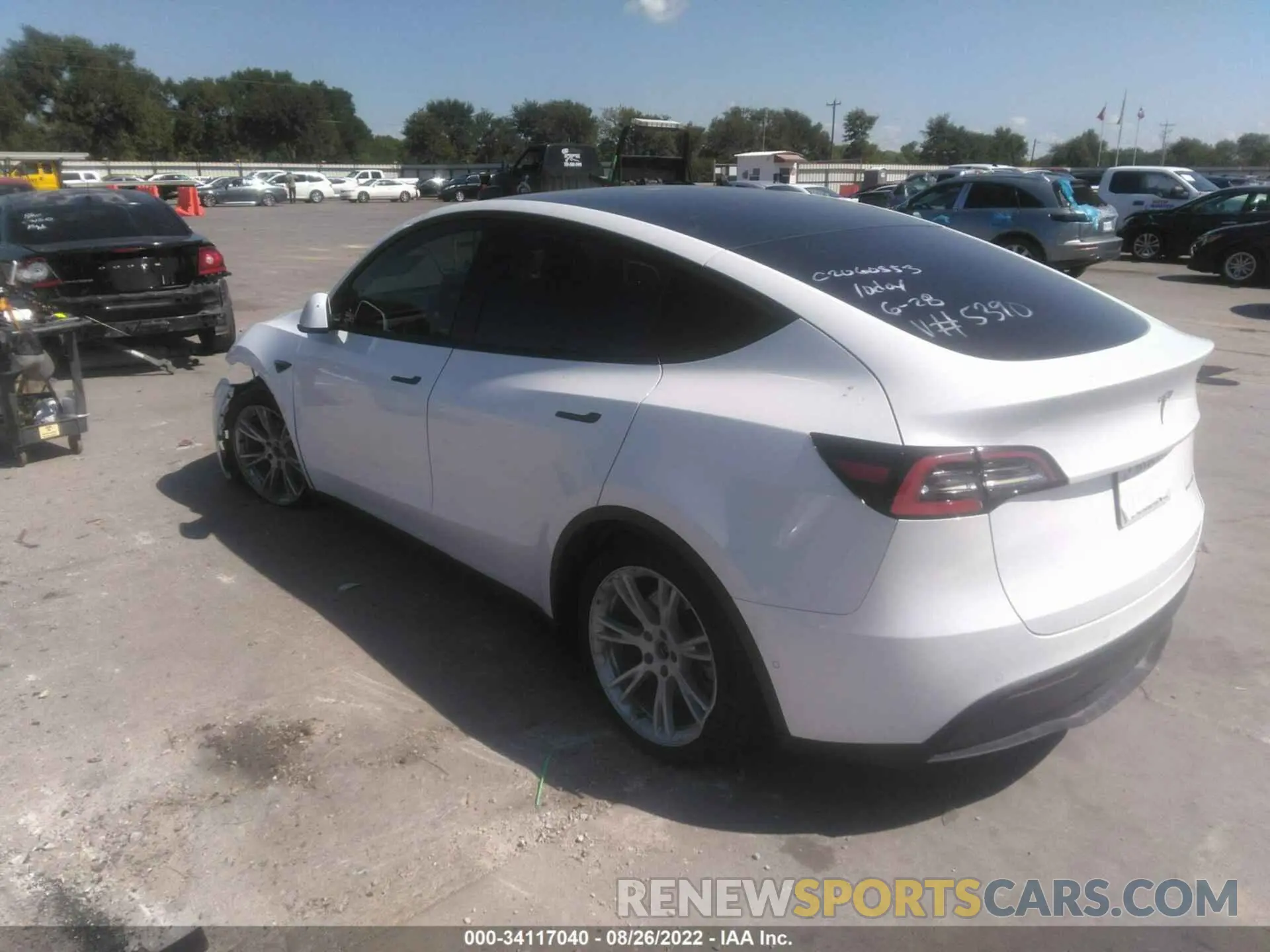 3 Photograph of a damaged car 5YJYGDEE5MF185390 TESLA MODEL Y 2021