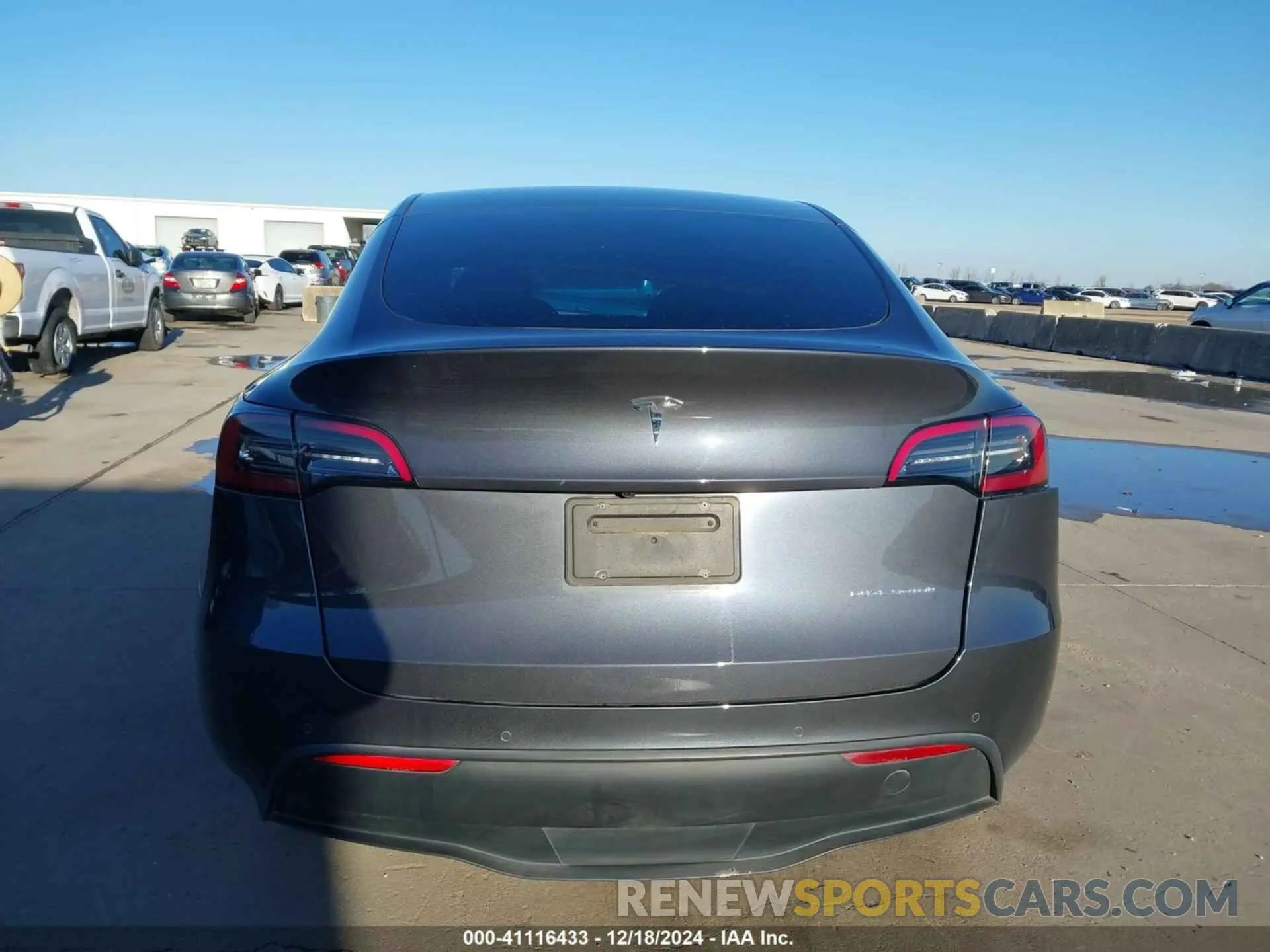 15 Photograph of a damaged car 5YJYGDEE5MF190153 TESLA MODEL Y 2021