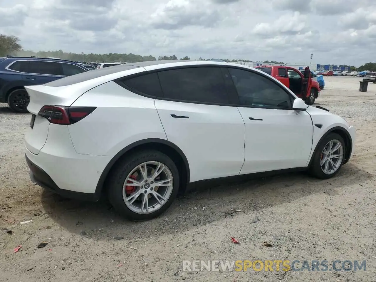 3 Фотография поврежденного автомобиля 5YJYGDEE5MF203130 TESLA MODEL Y 2021