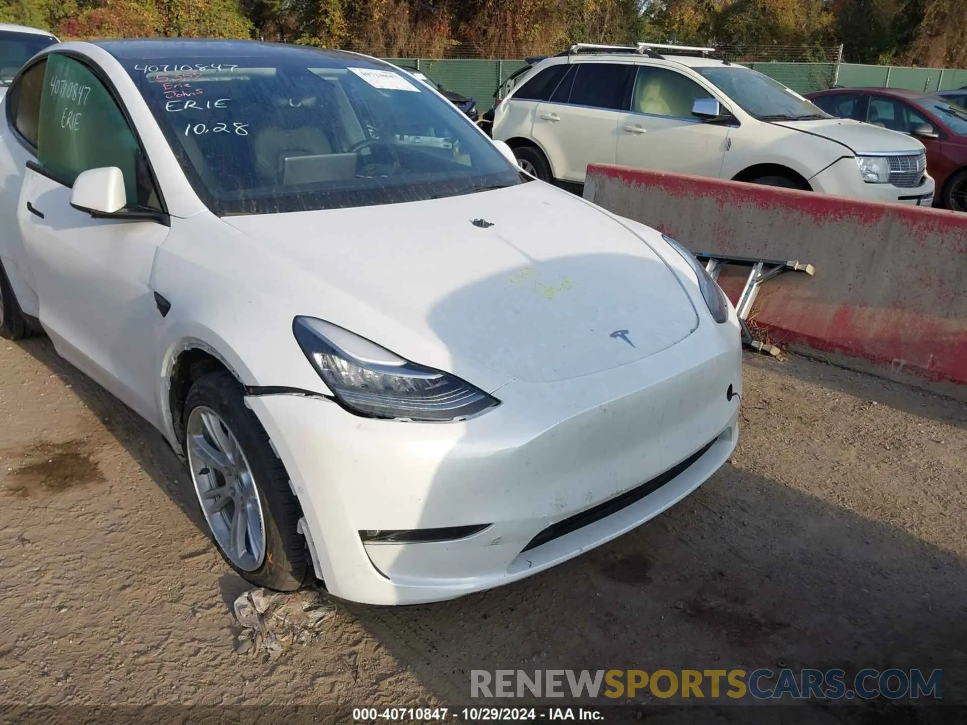 6 Photograph of a damaged car 5YJYGDEE5MF204407 TESLA MODEL Y 2021