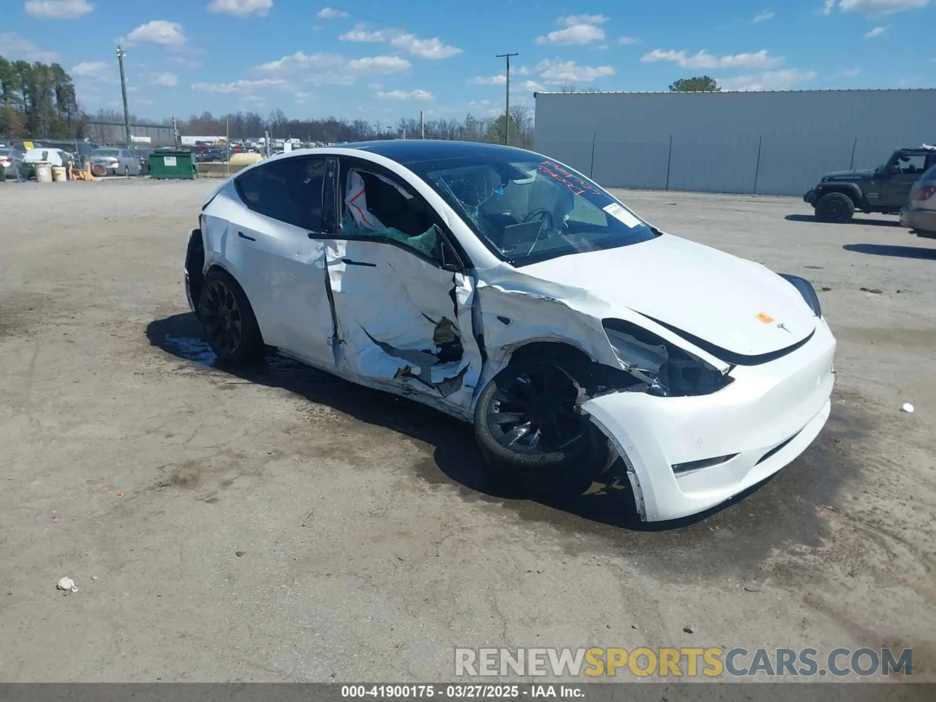 1 Photograph of a damaged car 5YJYGDEE5MF232790 TESLA MODEL Y 2021
