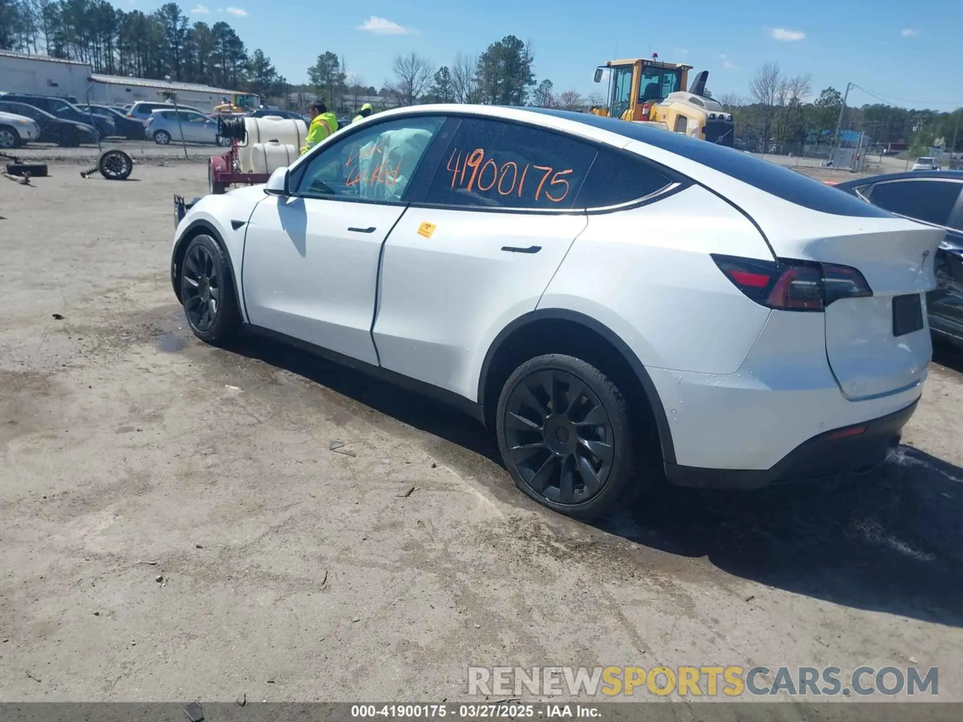 3 Photograph of a damaged car 5YJYGDEE5MF232790 TESLA MODEL Y 2021