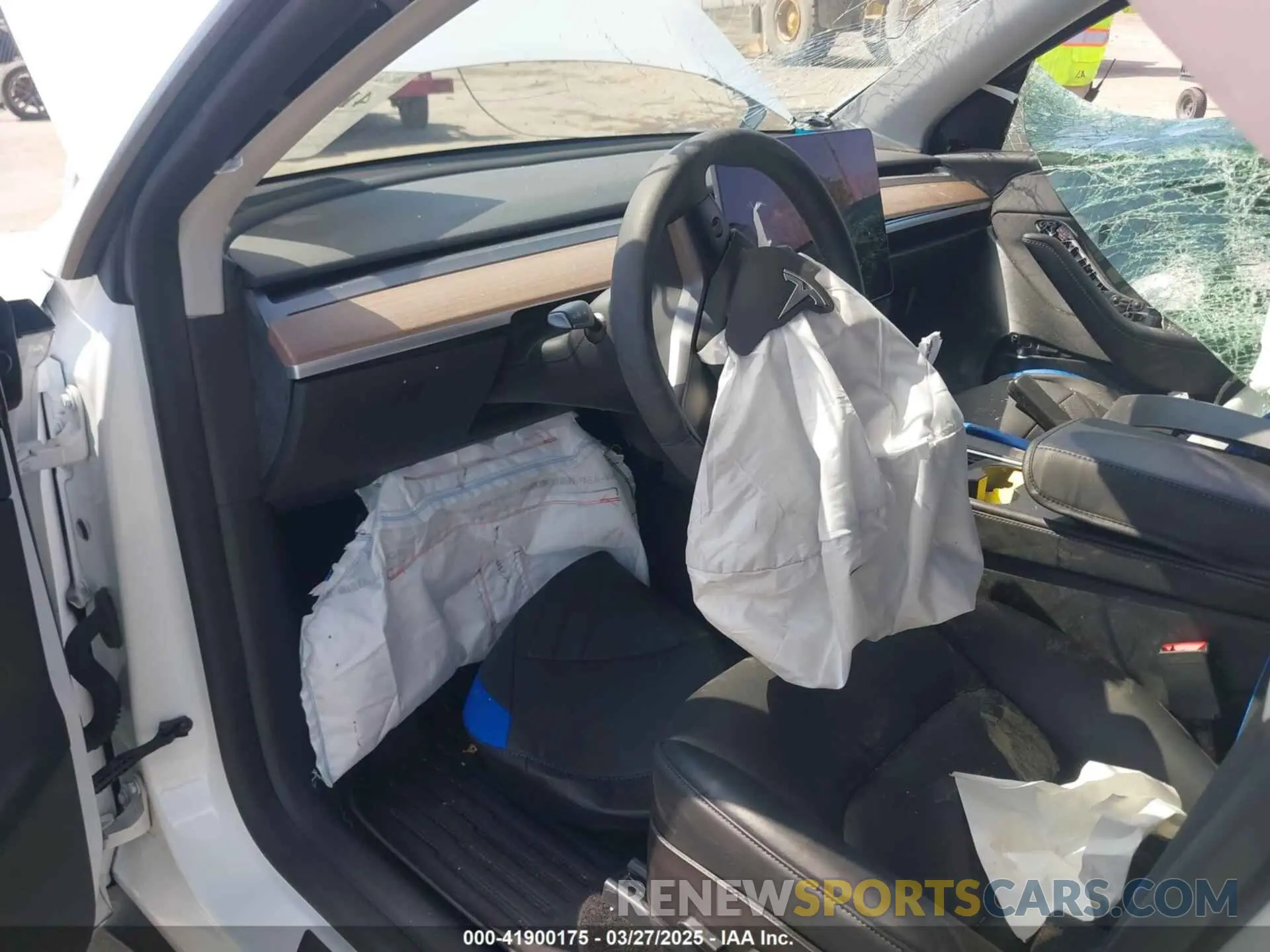 5 Photograph of a damaged car 5YJYGDEE5MF232790 TESLA MODEL Y 2021